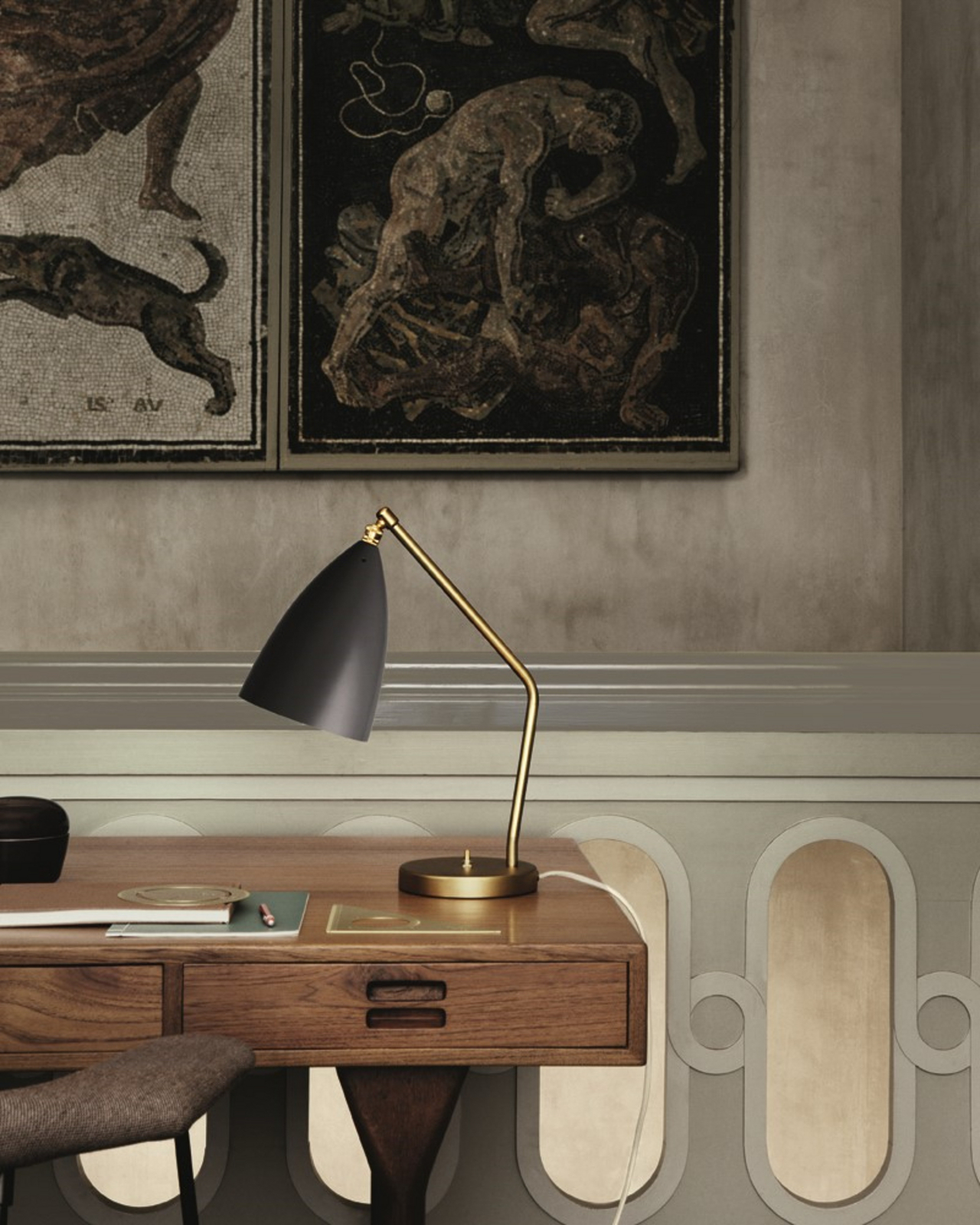 Gräshoppa Table Lamp Jet-Black - GUBI