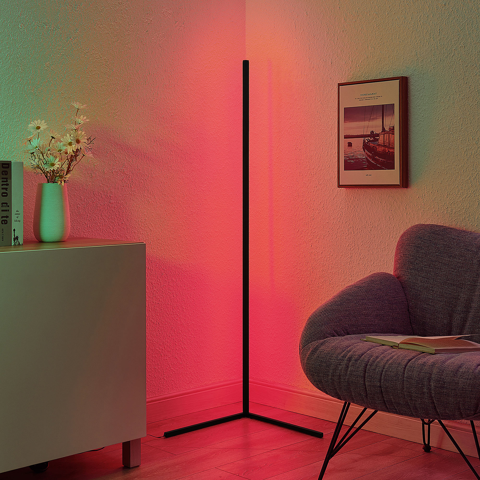Lindby Jemma LED-golvlampa, minimalistisk RGB