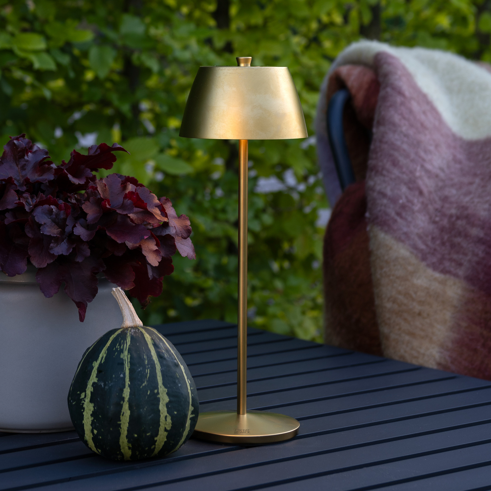 LED tafellamp op accu Eze, matgoud, 32 cm, IP54, USB