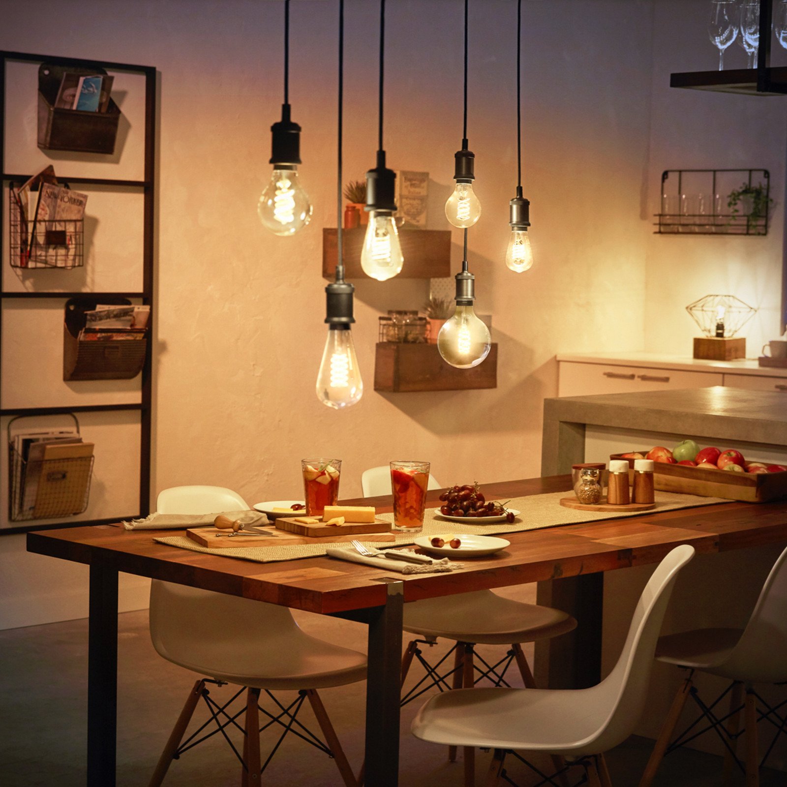 Philips Hue White bec filament globe G93 E27 72W - Plastic