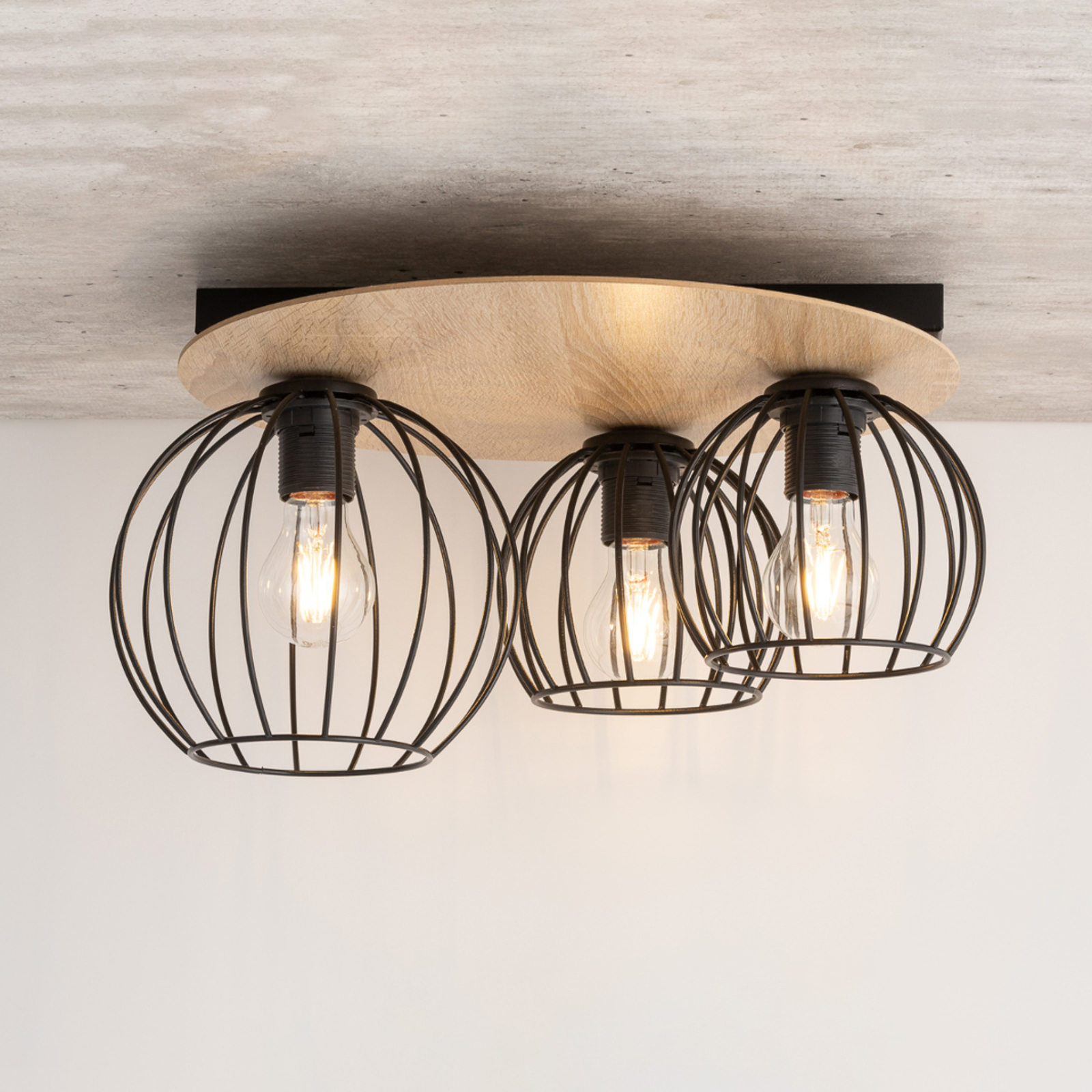 Plafondlamp Malin, houten kap rond, 3-lamps