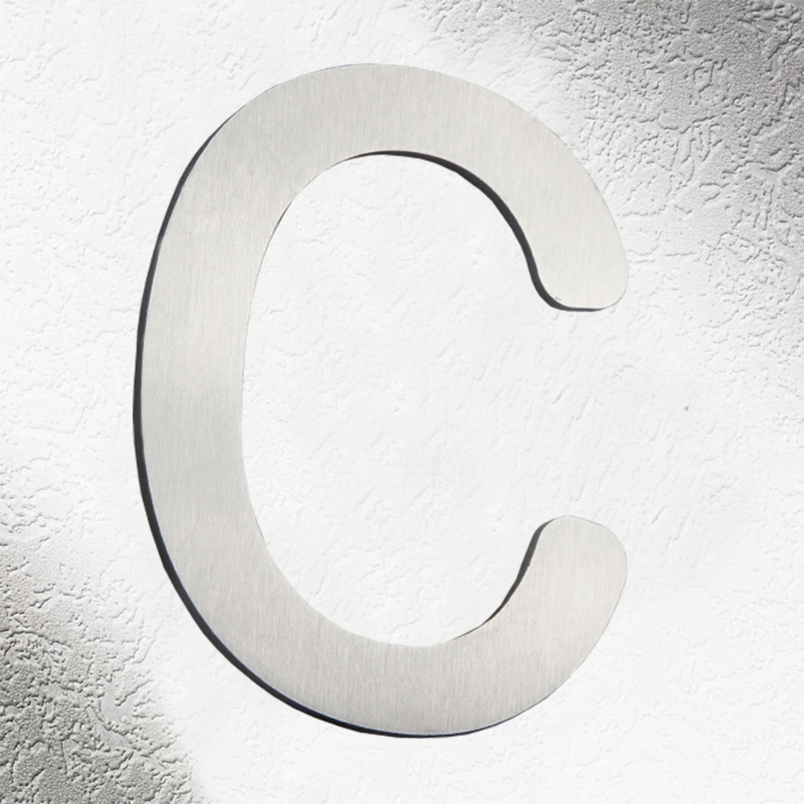 Vysokokvalitné čísla domu – písmeno c