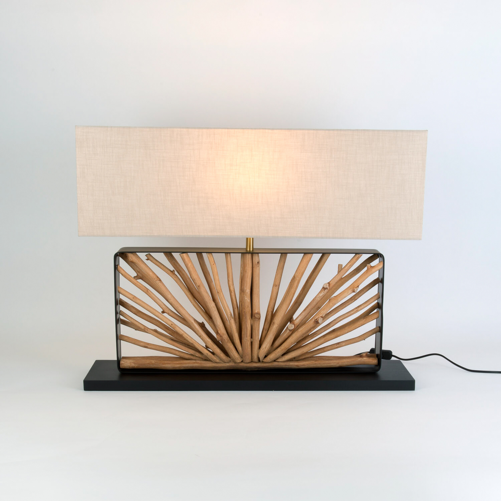 Bordlampe MONTE ISOLA, natur/beige, høyde 67 cm, tre/tekstil
