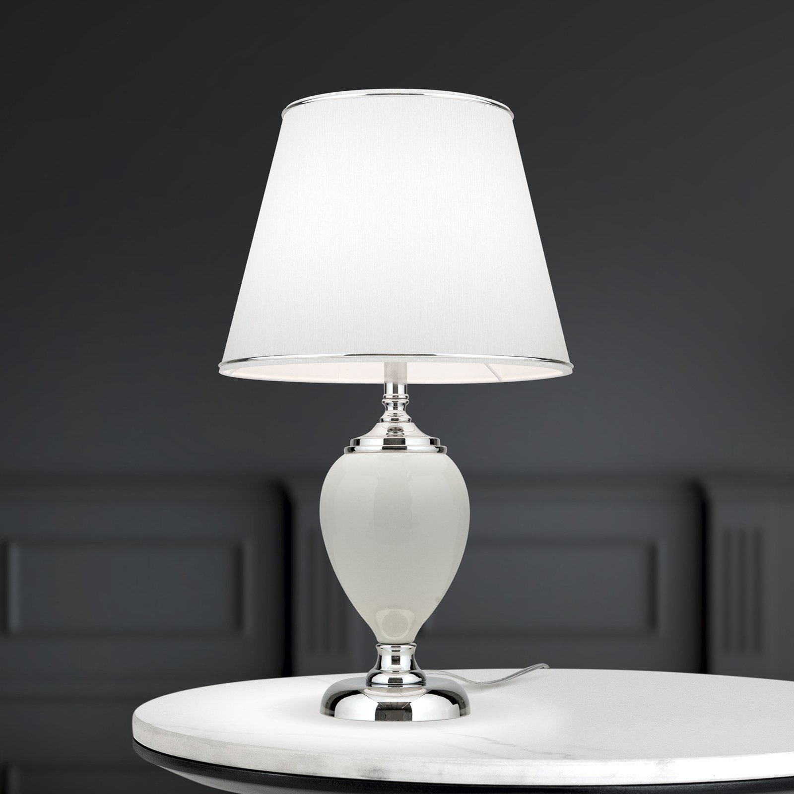 Lampe de table Ovum, blanc/chrome, hauteur 48 cm, céramique/chintz