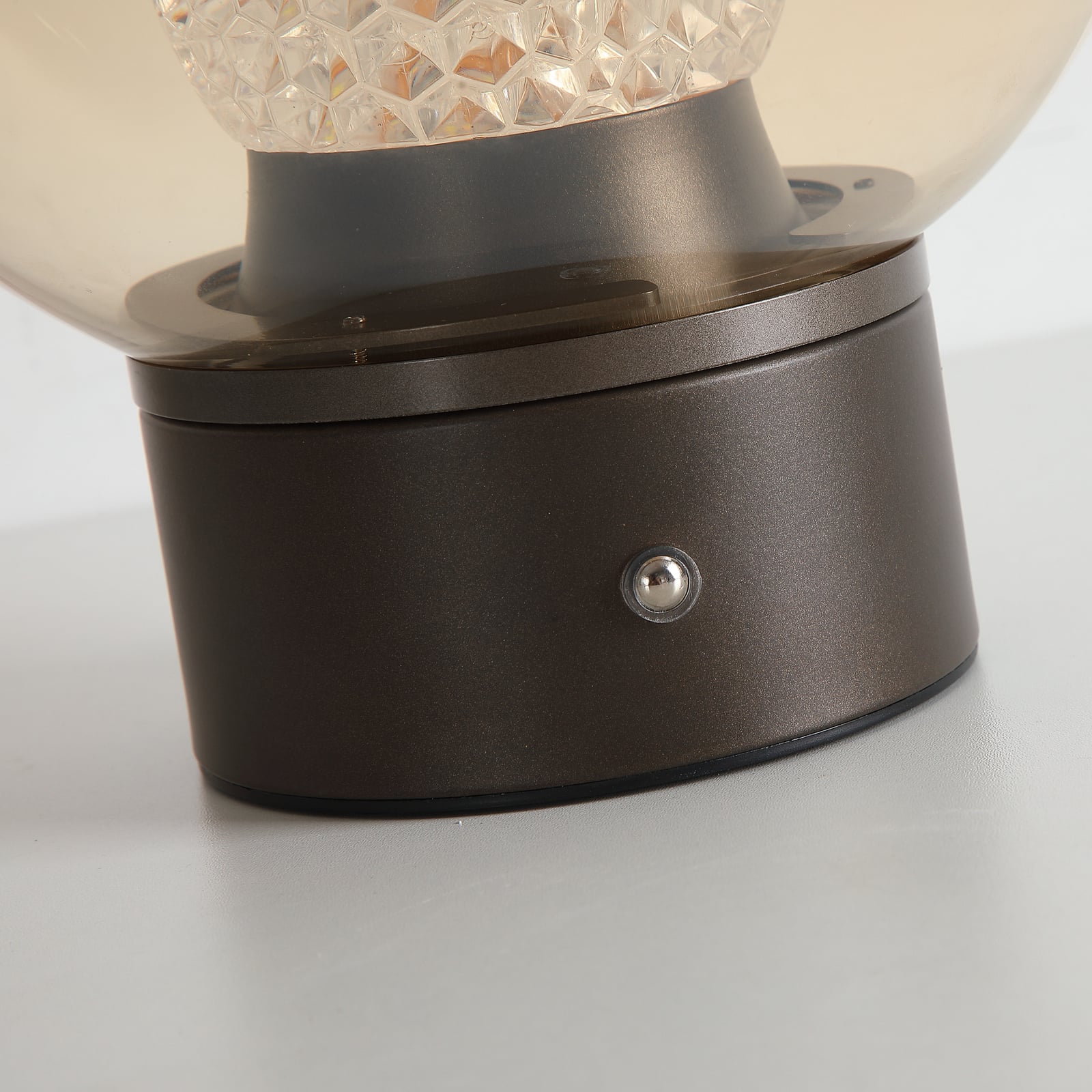 LED-Akku-Tischleuchte Solis, bronze, Glas, 2.700 K LED-Akku-Tischleuchte Solis, bronze, Glas, 2.700 K