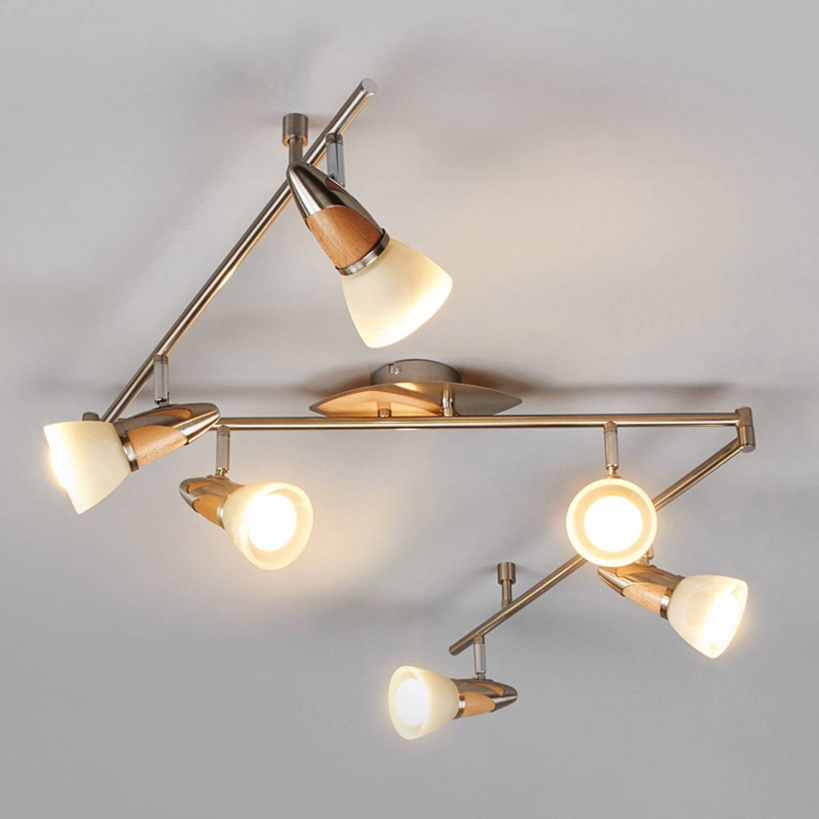 E-shop Stropné svietidlo Lindby Marena, 4 svetlá, sklo, drevo, dĺžka 180 cm