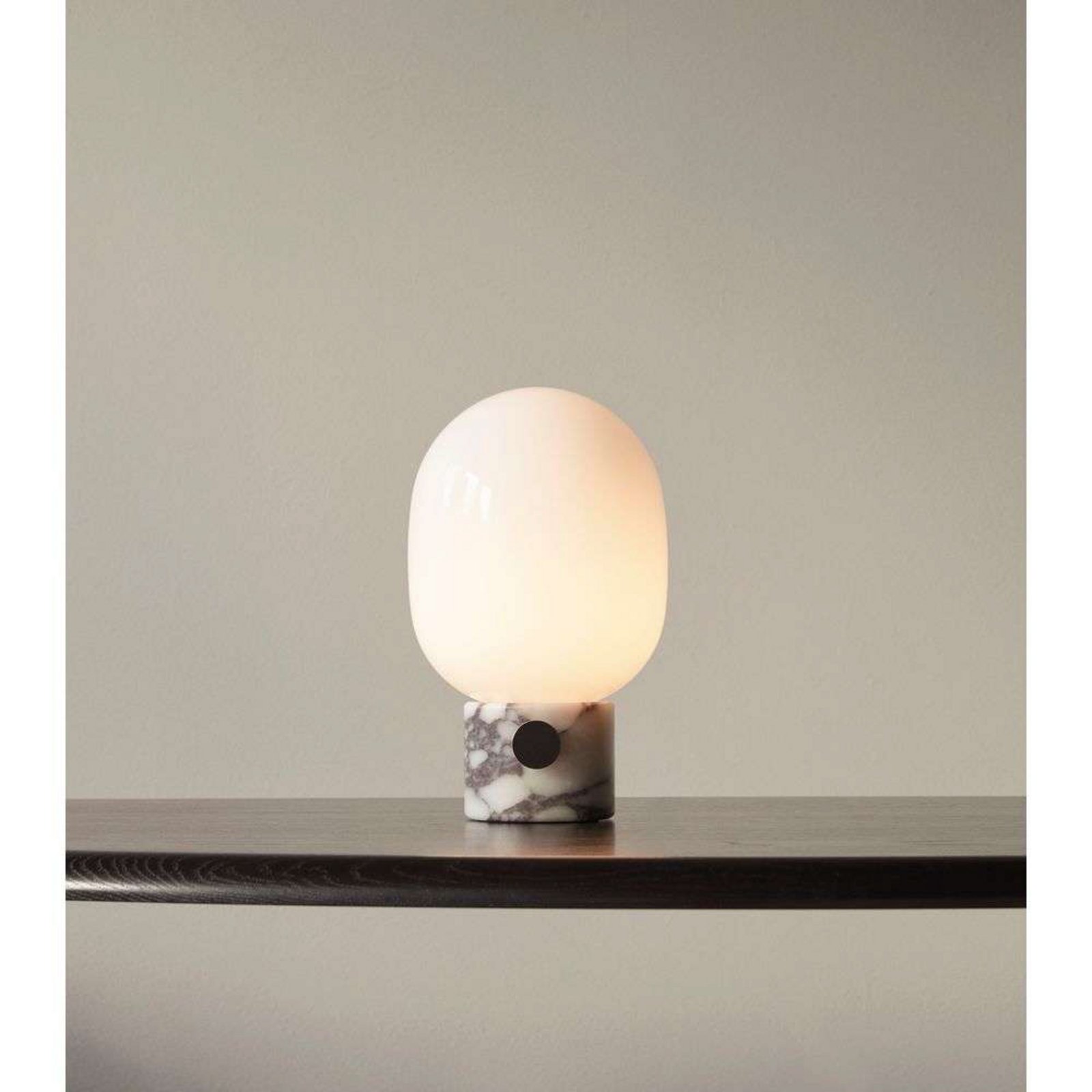 JWDA Stolová Lampa L White Carrara Marble - Audo Copenhagen