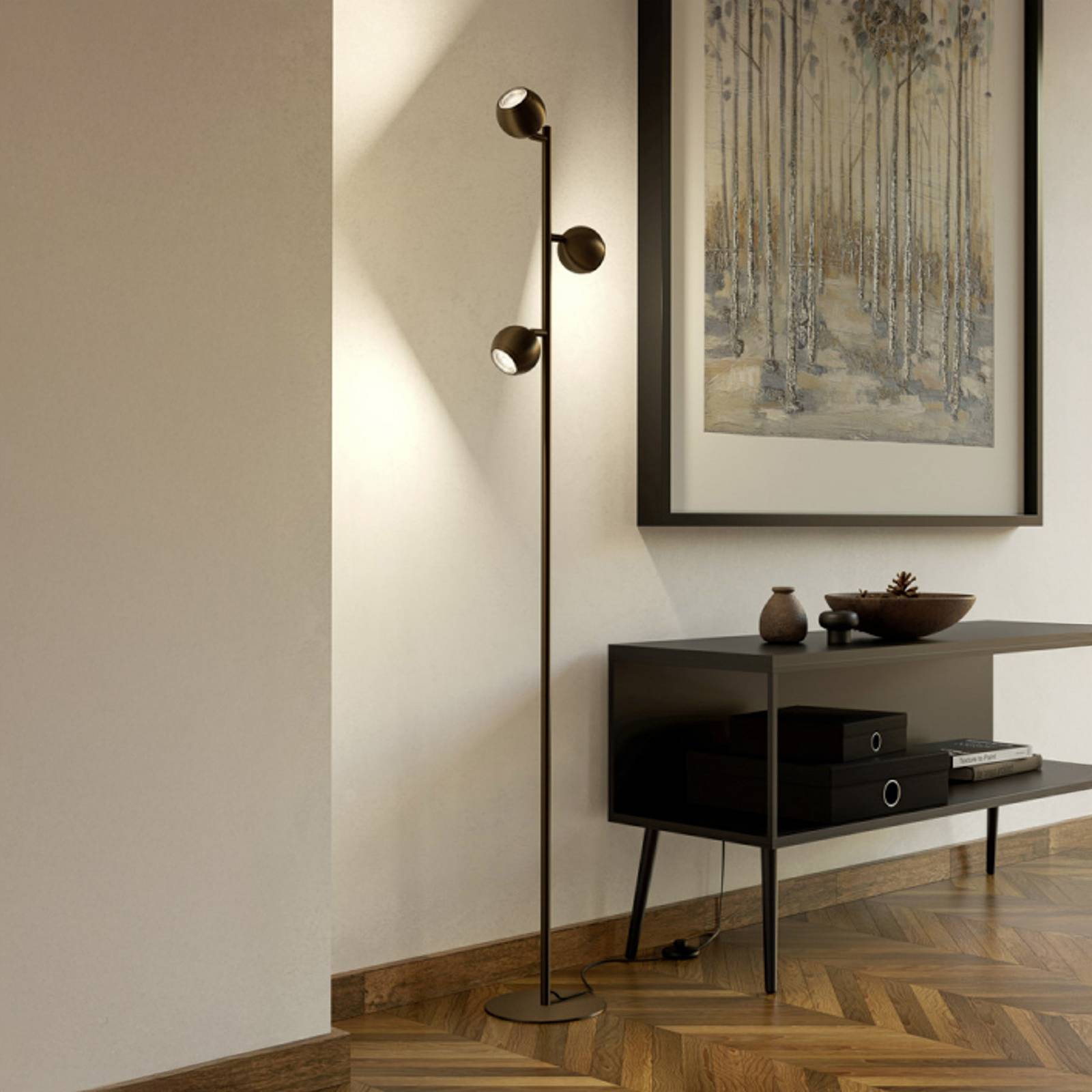 Lampa stojąca EGLO BIMEDA 1, w kolorze brązu, wysokość 140 cm, 3-punktowa.