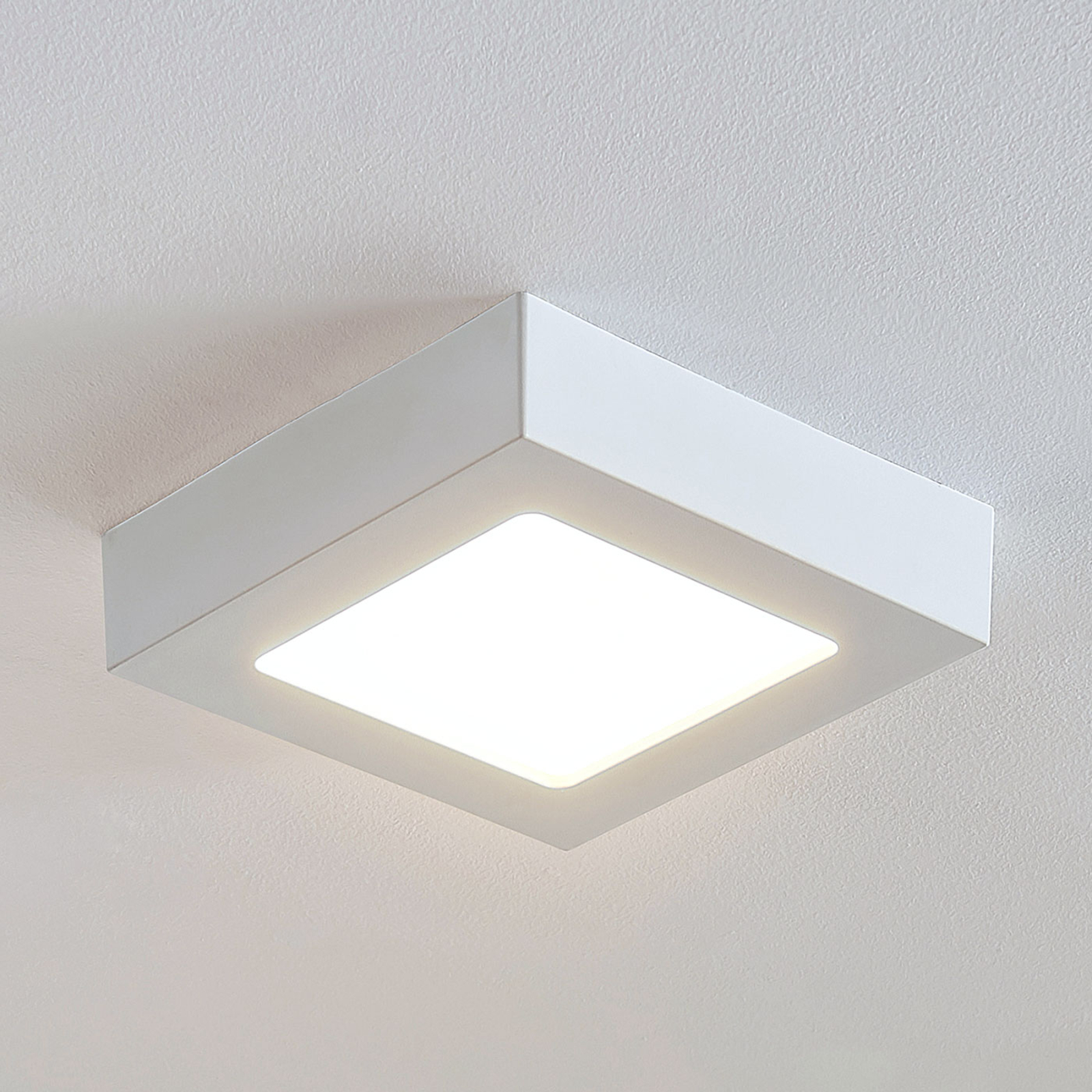 Arcchio Marlo LED ceiling lamp white 3000K angular 18.1 cm, for Bathroom, plastic, 10.5 W, energy efficiency: A+, L: 18.1 cm, W: 18.1 cm, H: 3.9 cm