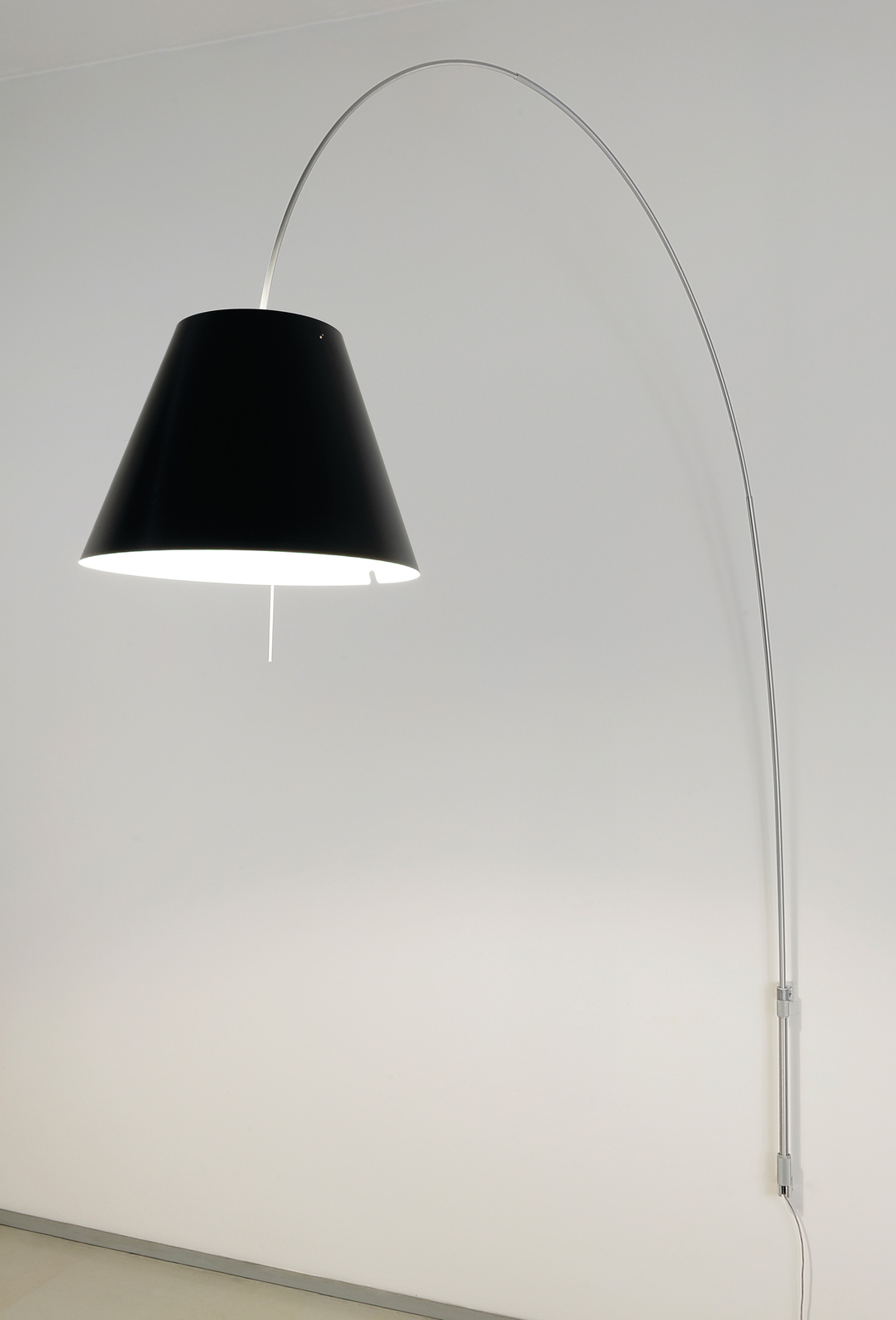 Lady Costanza Wall Lamp with Dimmer Black/Aluminium - Luceplan