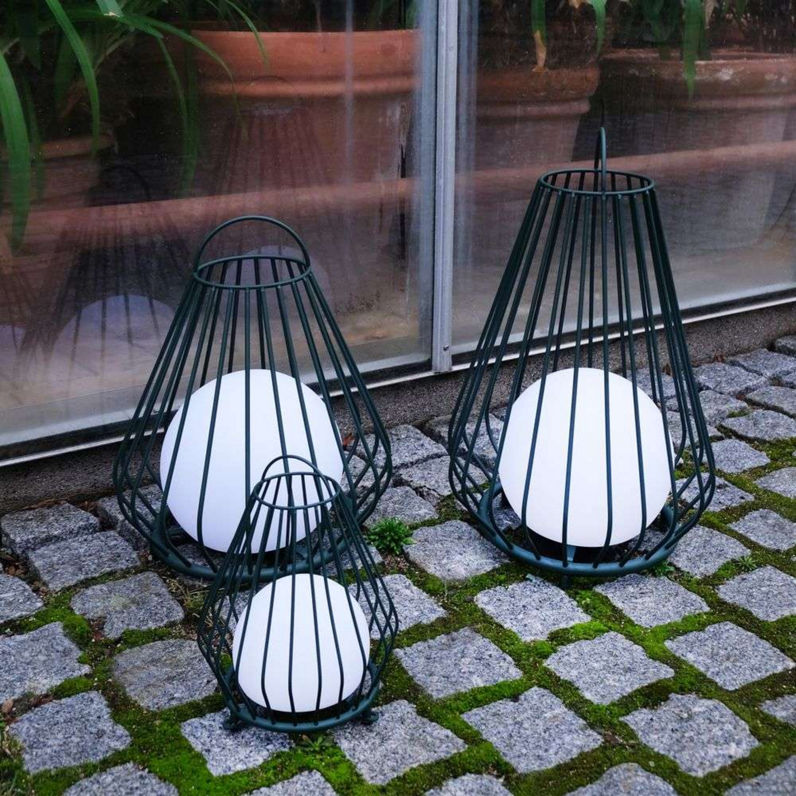 Evesham Outdoor Lantern Medium Black - DybergLarsen