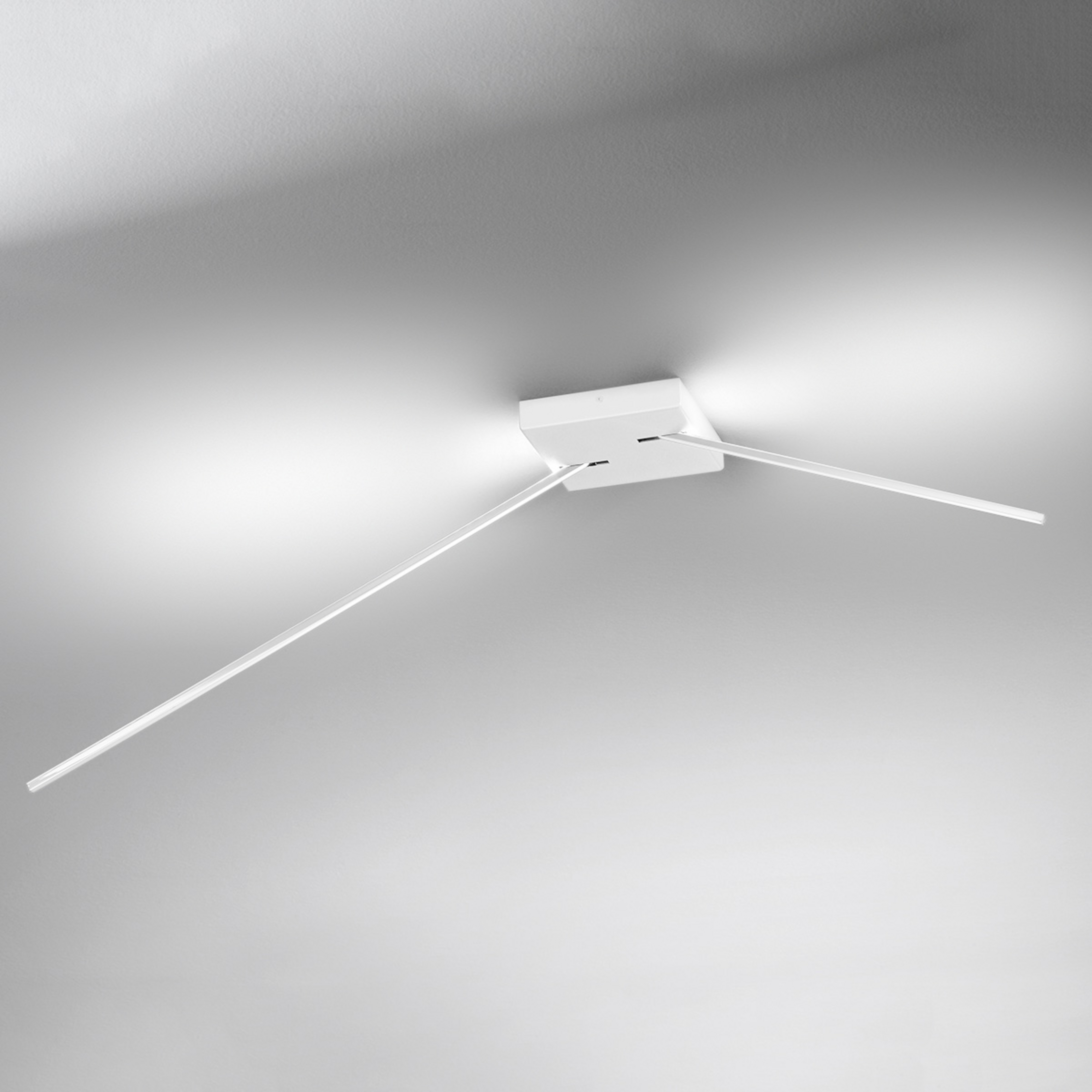 ICONE Spillo - Candeeiro de teto com LED, 2 braços