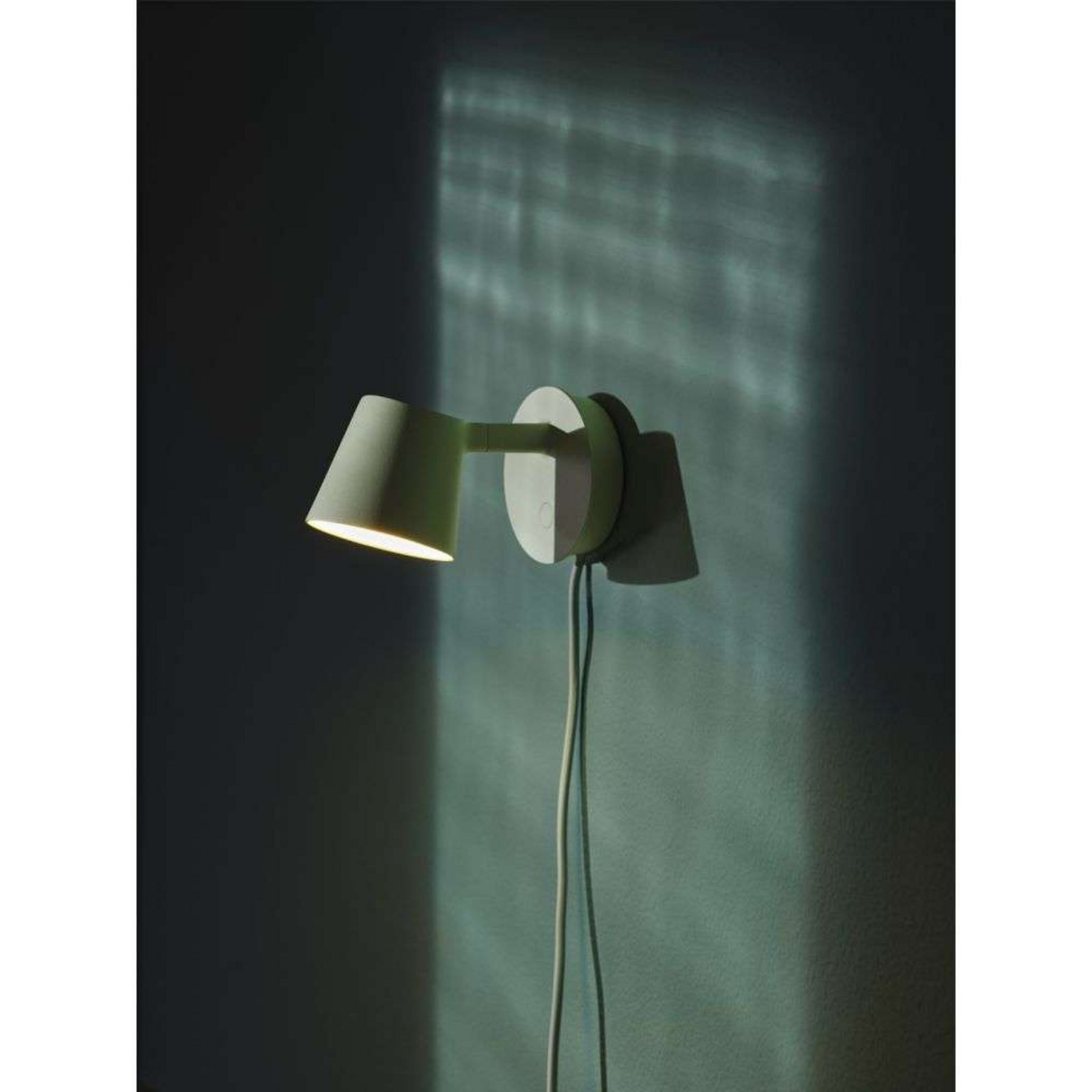 Tip Candeeiro de Parede Light Green - Muuto