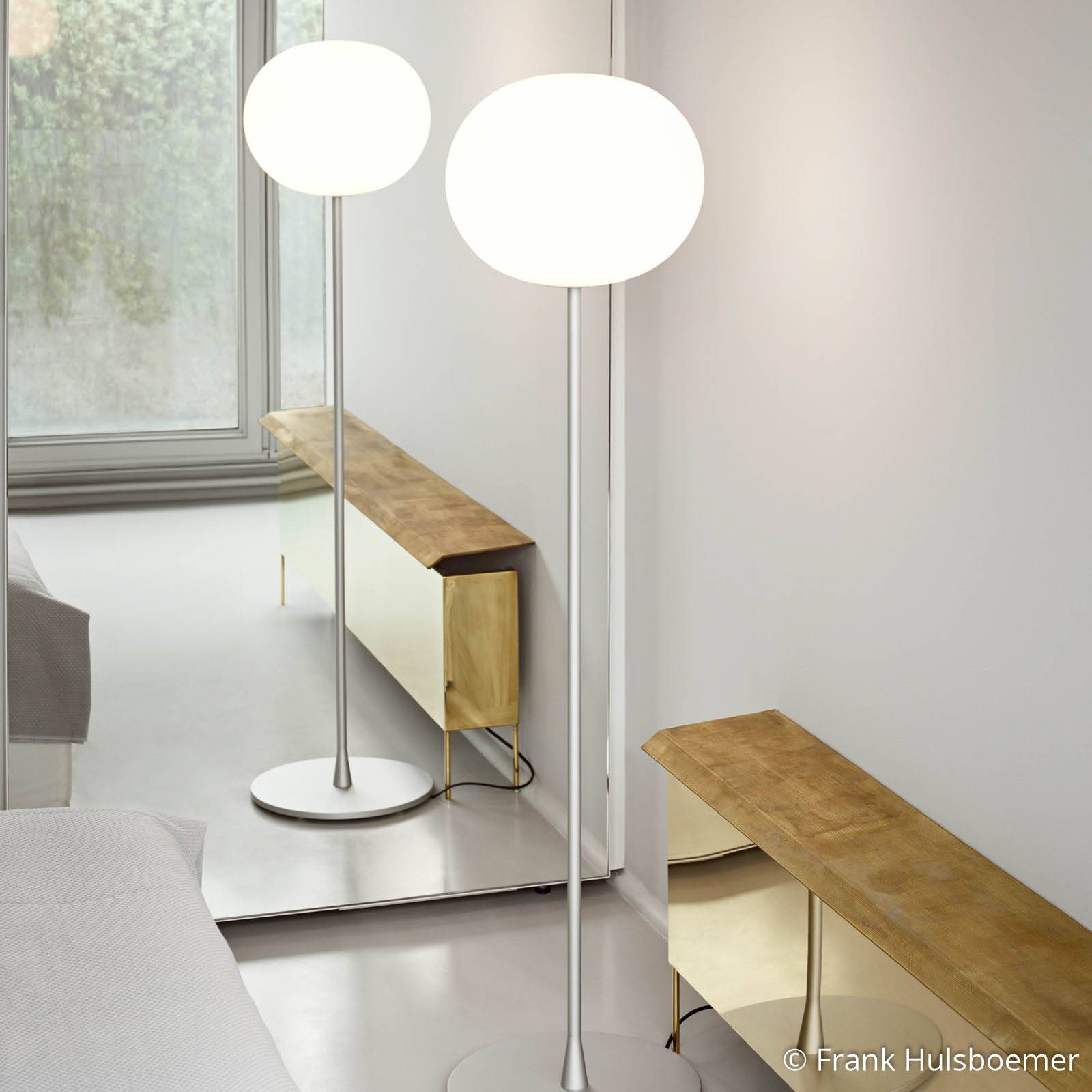 Lampa stojąca FLOS Glo-Ball Floor 3, srebrny matowy