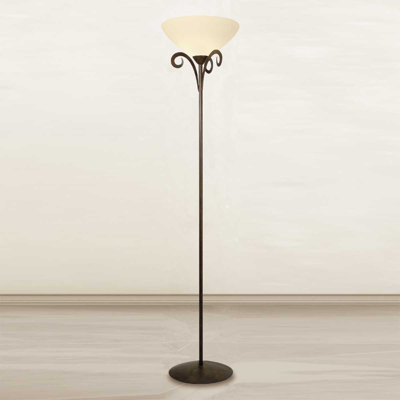 Lampa stojąca Luca w stylu wiejskim