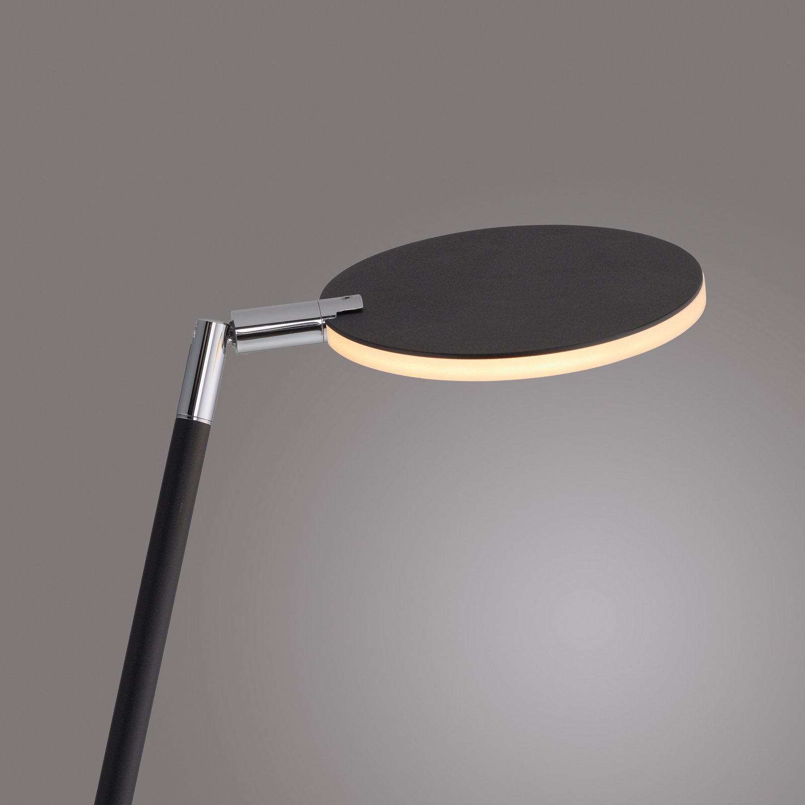 Piantana LED Paul Neuhaus Akku-Bente, nera, CCT, USB-C