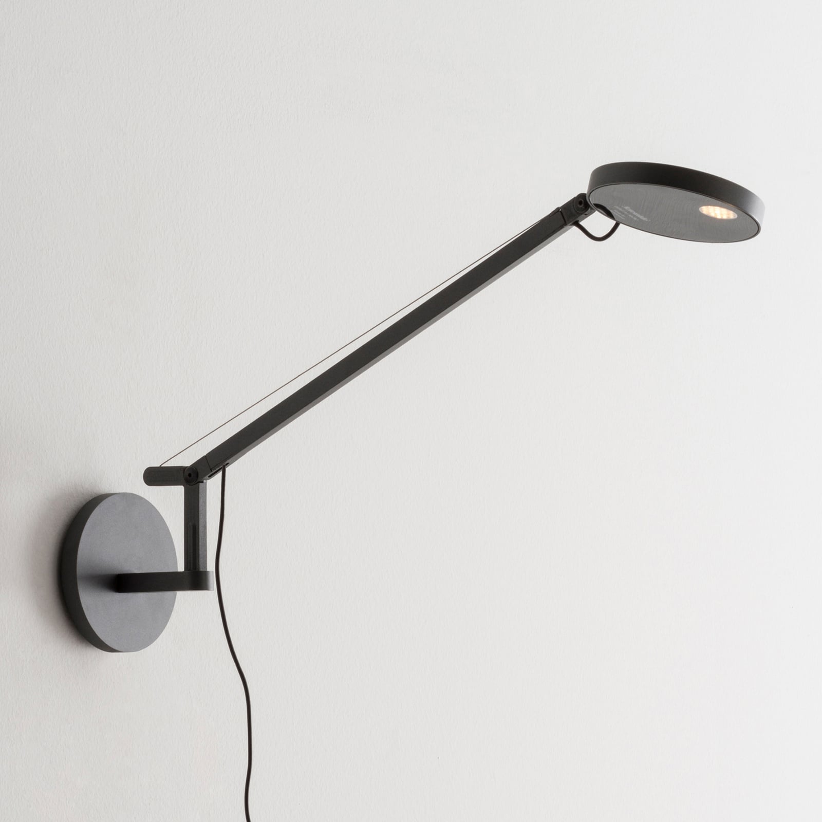 Demetra Micro LED-Wandleuchte, 3.000 K, grau - Artemide