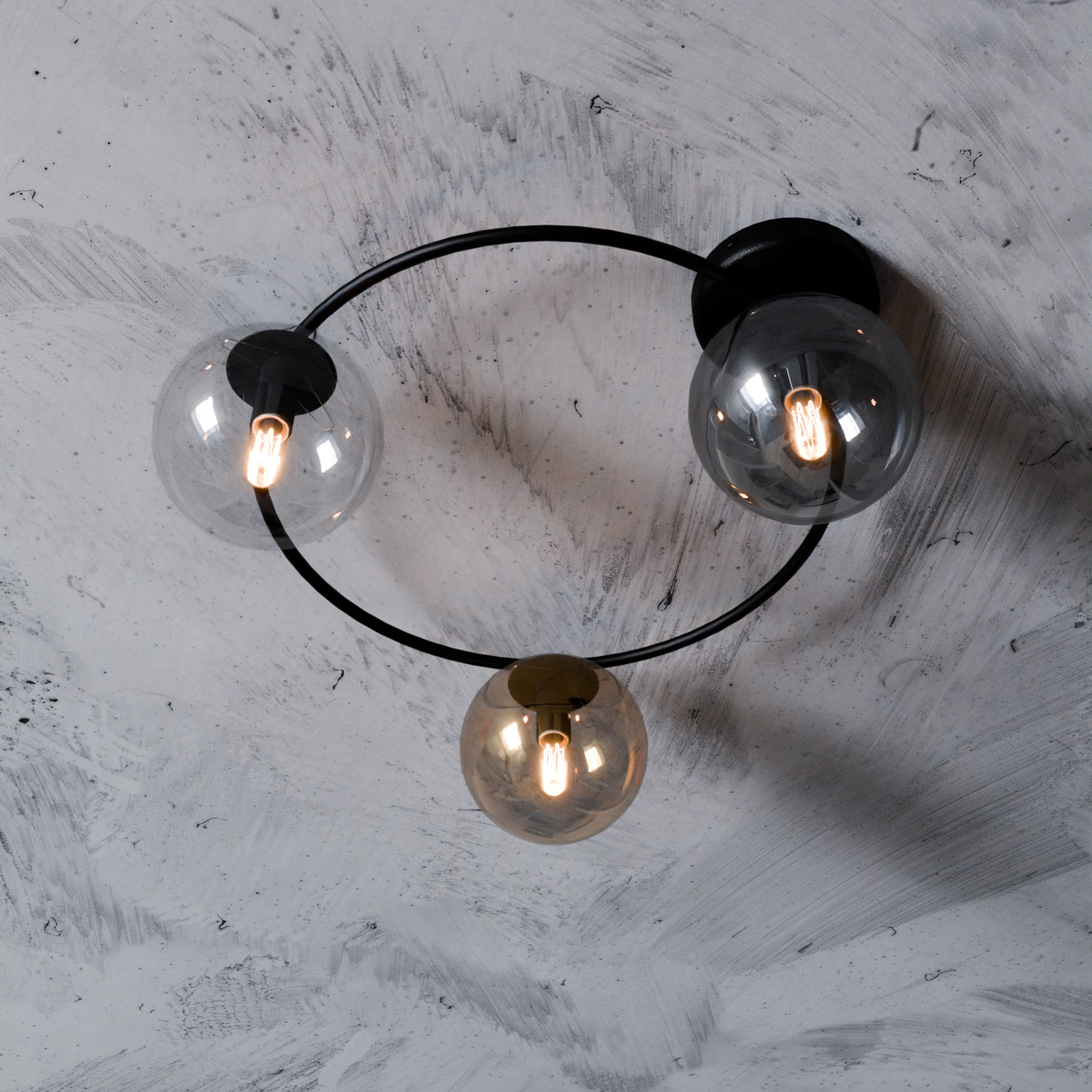 Candeeiro de teto Ascella, três lâmpadas, preto/cor