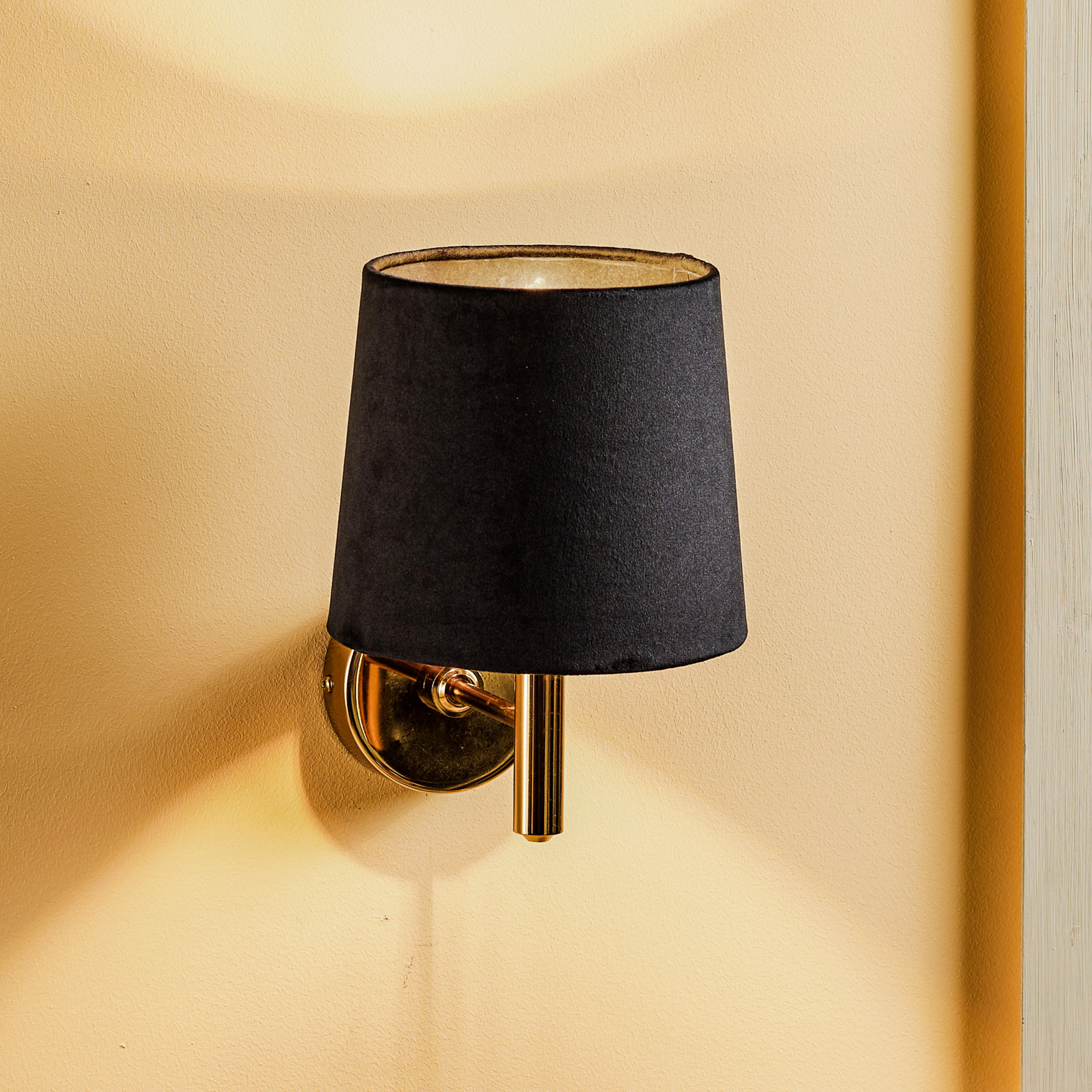 Applique murale Polo, noir/laiton foncé