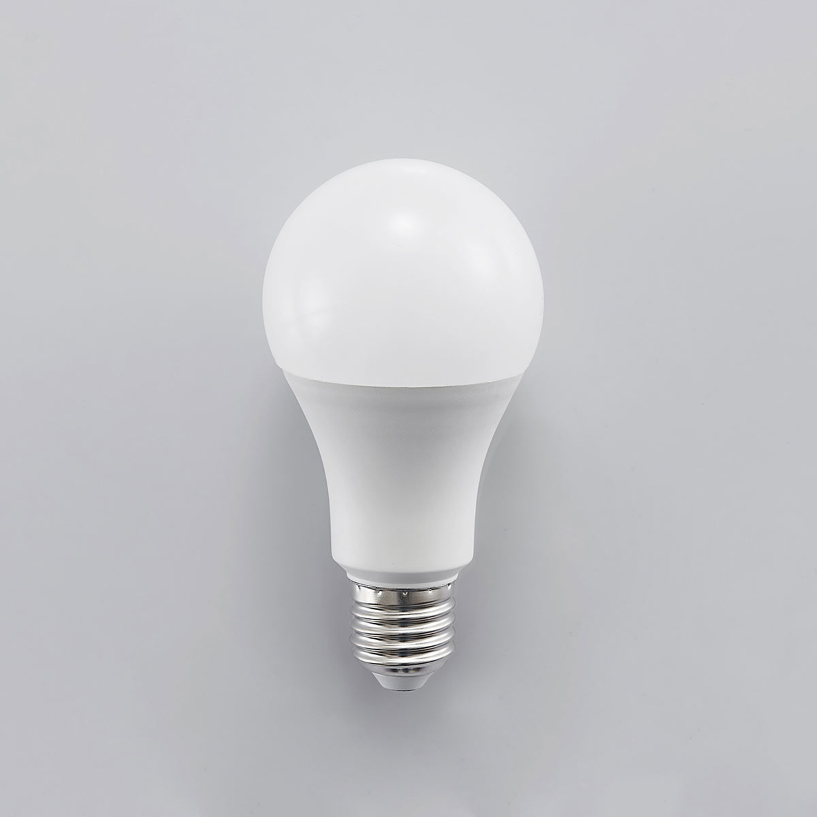 Prios Smart-LED-lamppu Wifi E27 10 W, 2 700 K, RGB
