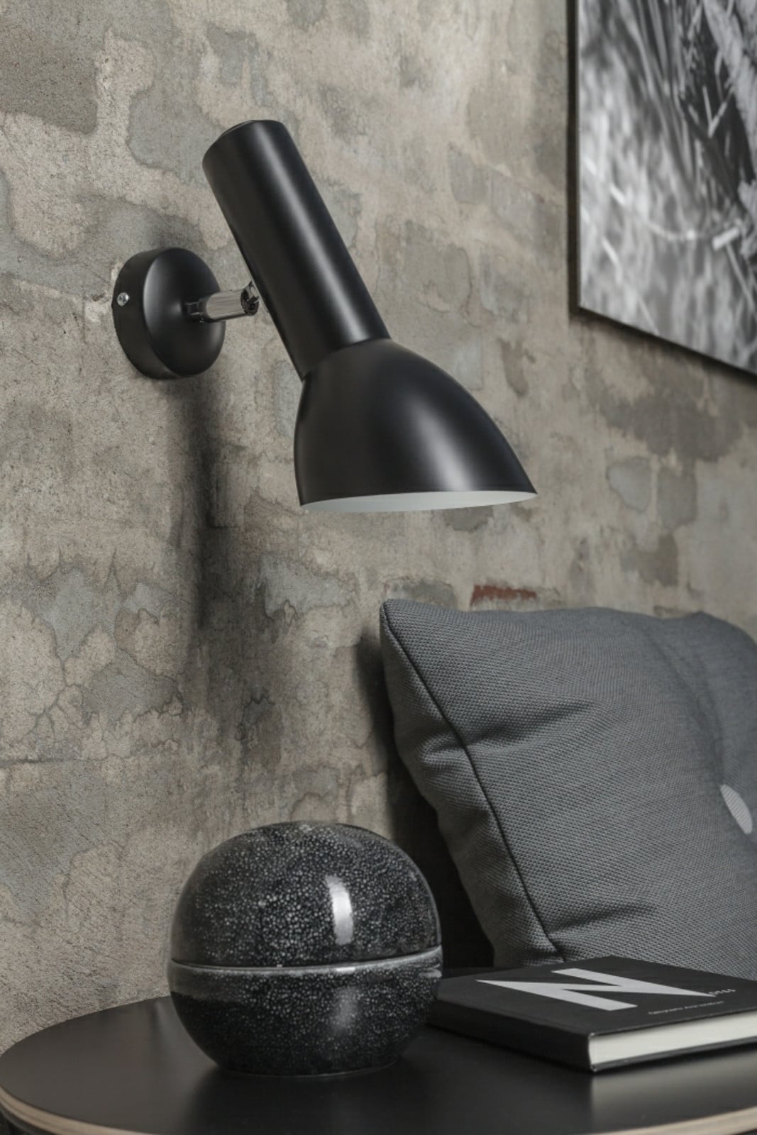 Oblique V&auml;gglampa Svart Glossy CPH Lighting - Vardagsrum - Aluminium