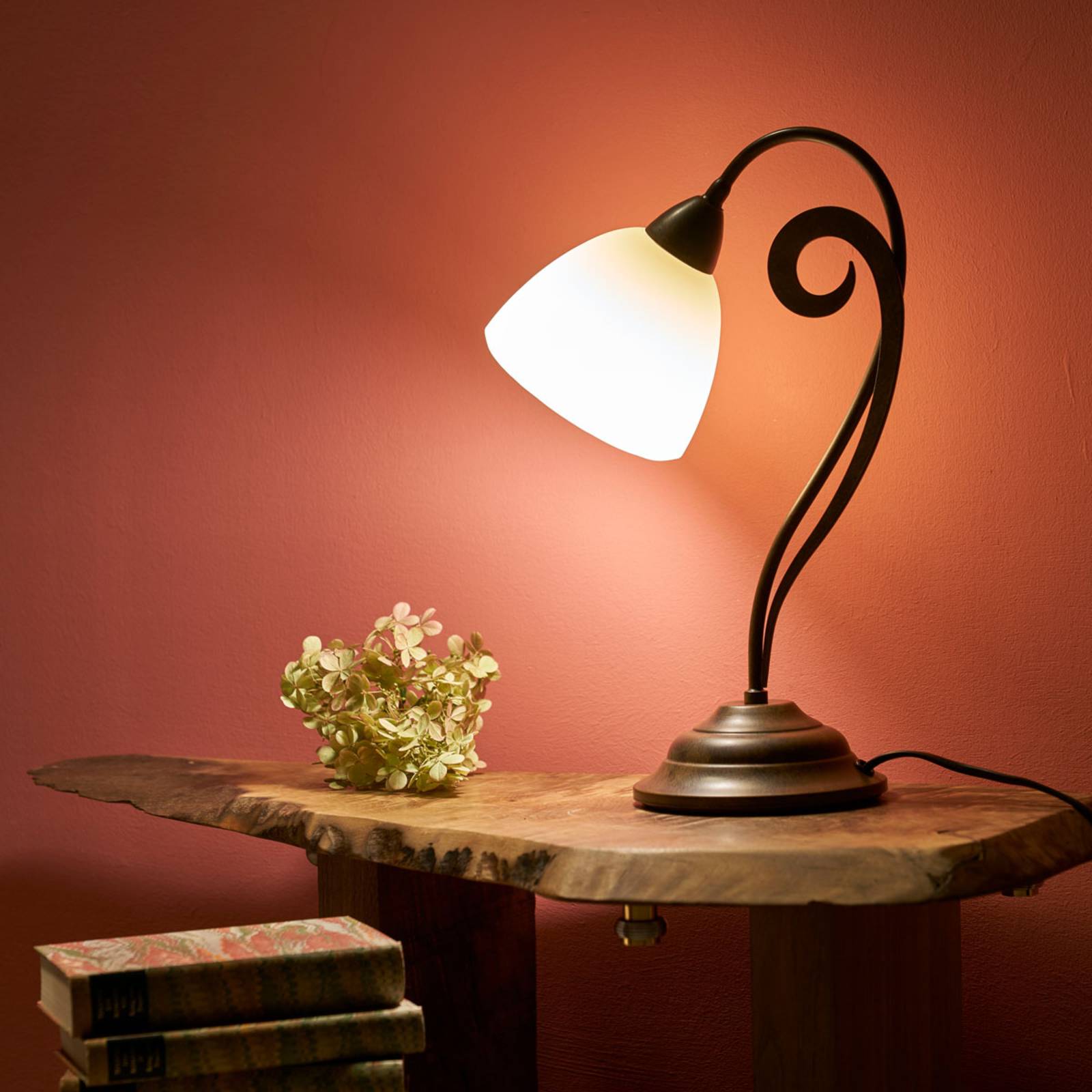 Luca - bella lampada da tavolo di stile rustico