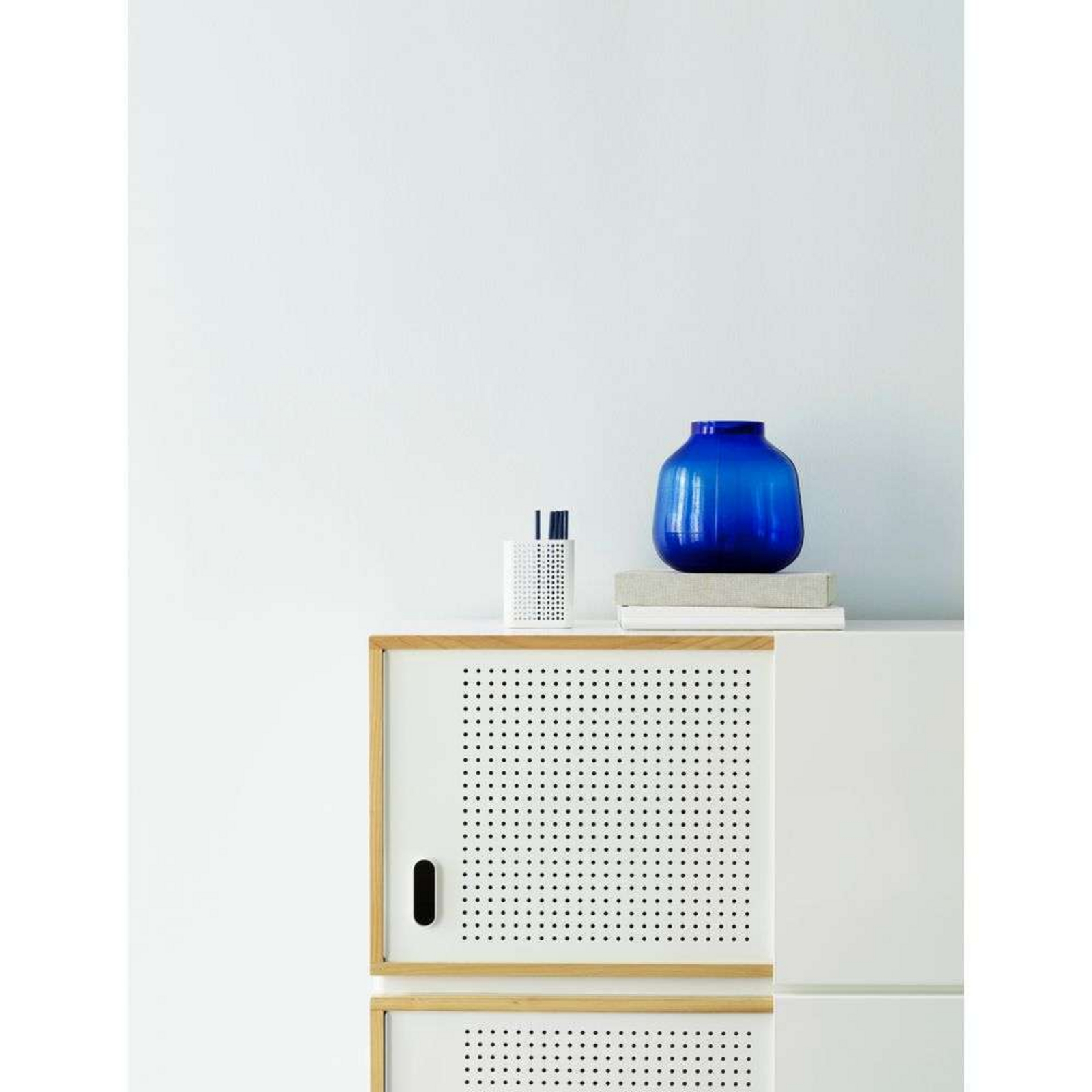 Step Vase H23 Blue - Normann Copenhagen