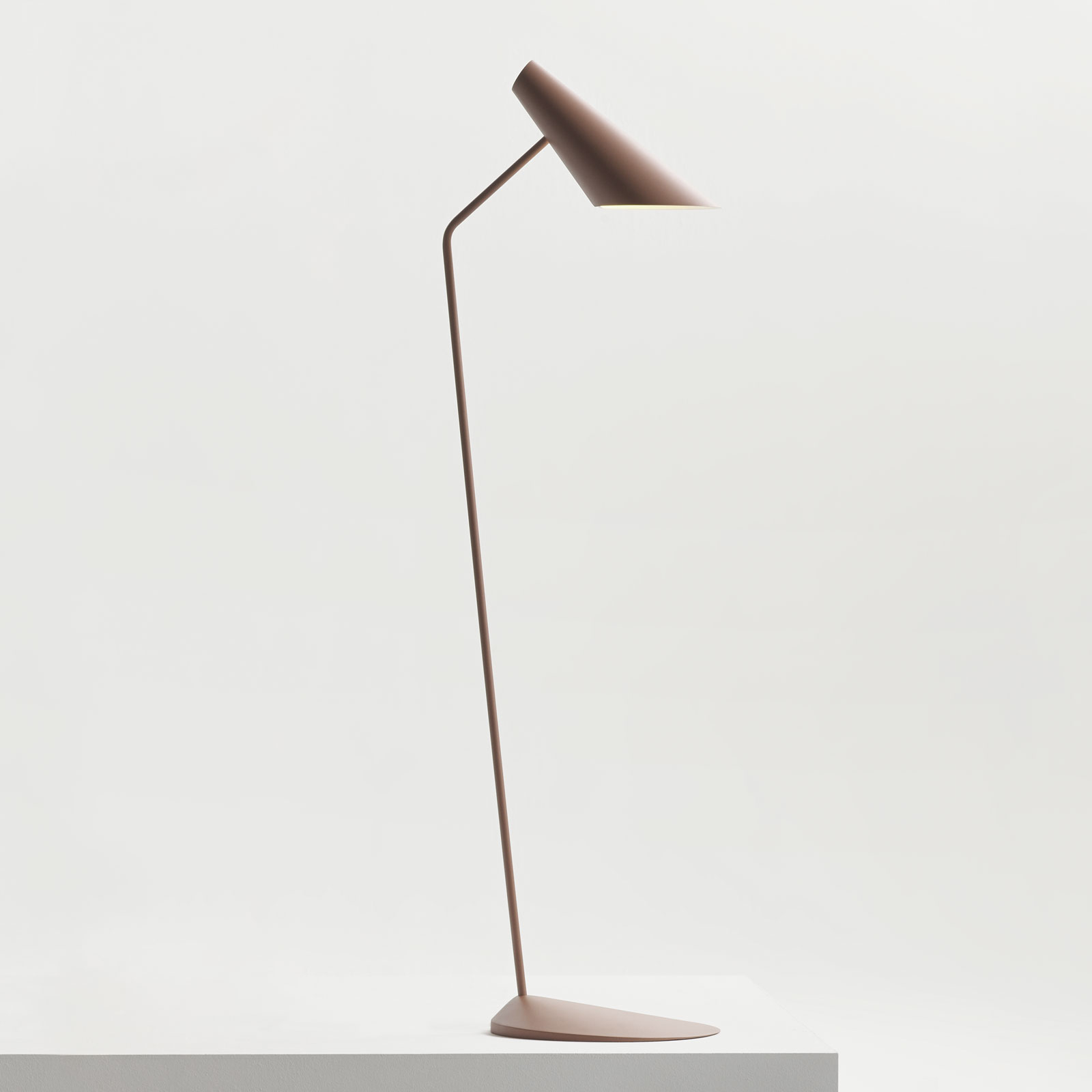 Vibia I.Cono 0712 Designer-Stehleuchte