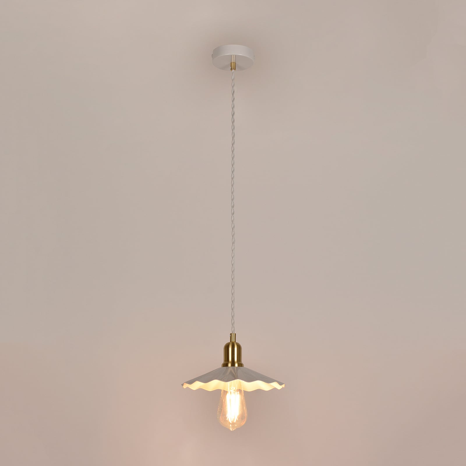 Żyrandol Suzette, biały, Ø 22 cm, metal Żyrandol Suzette, biały, Ø 22 cm, metal