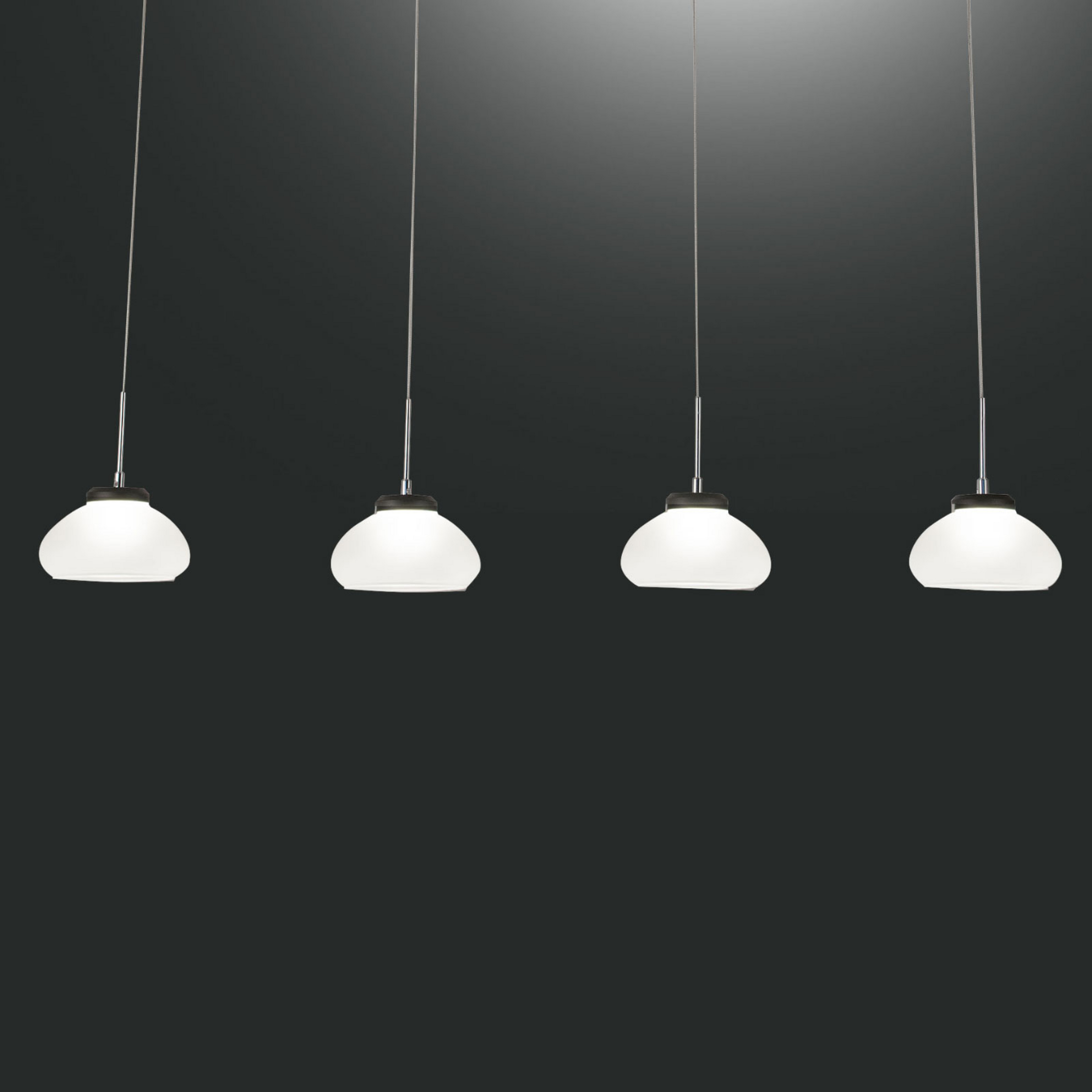 Suspension Arabella à 4 lampes en ligne, blanche