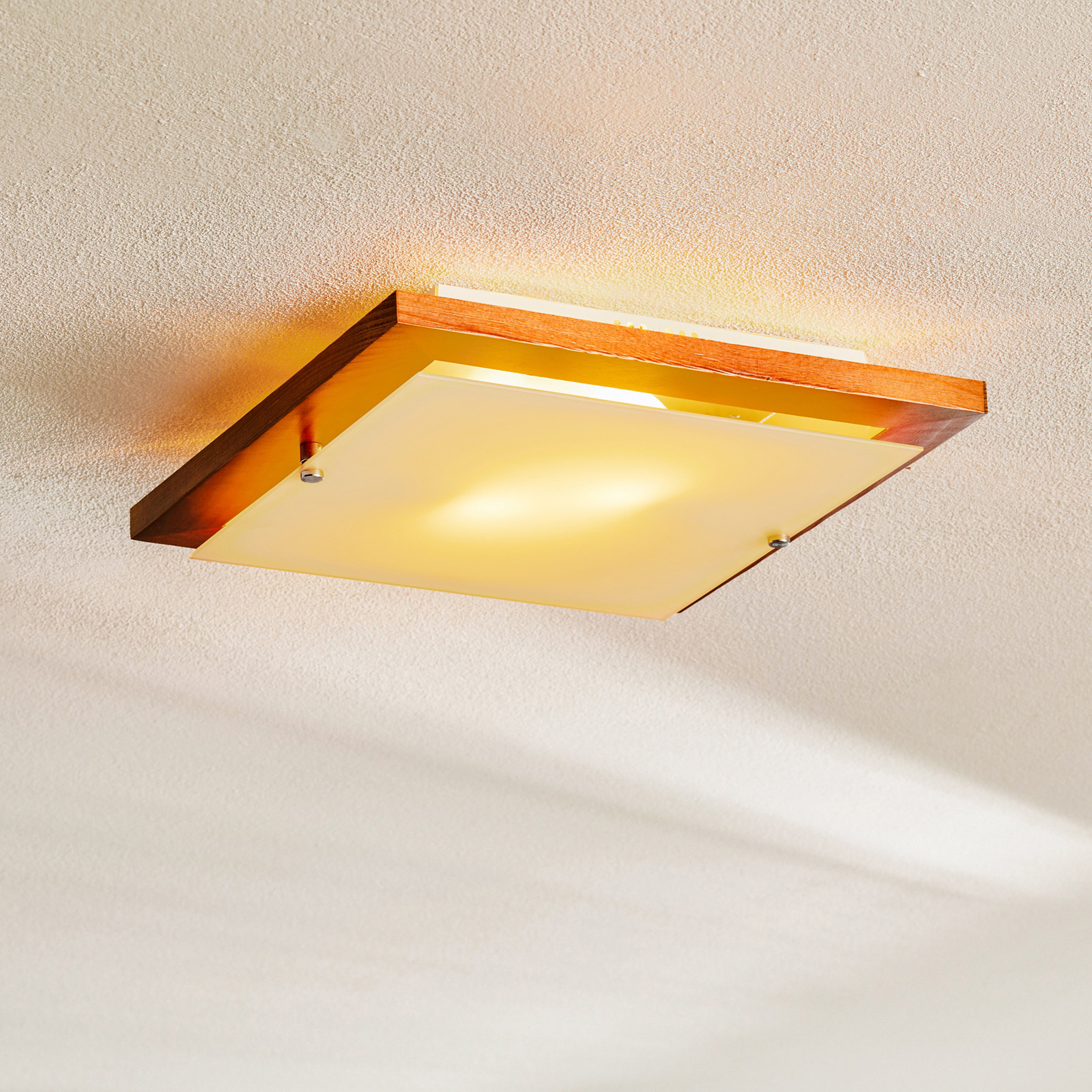 Lámpara de techo Kerio, 35x35 cm, pino rústico
