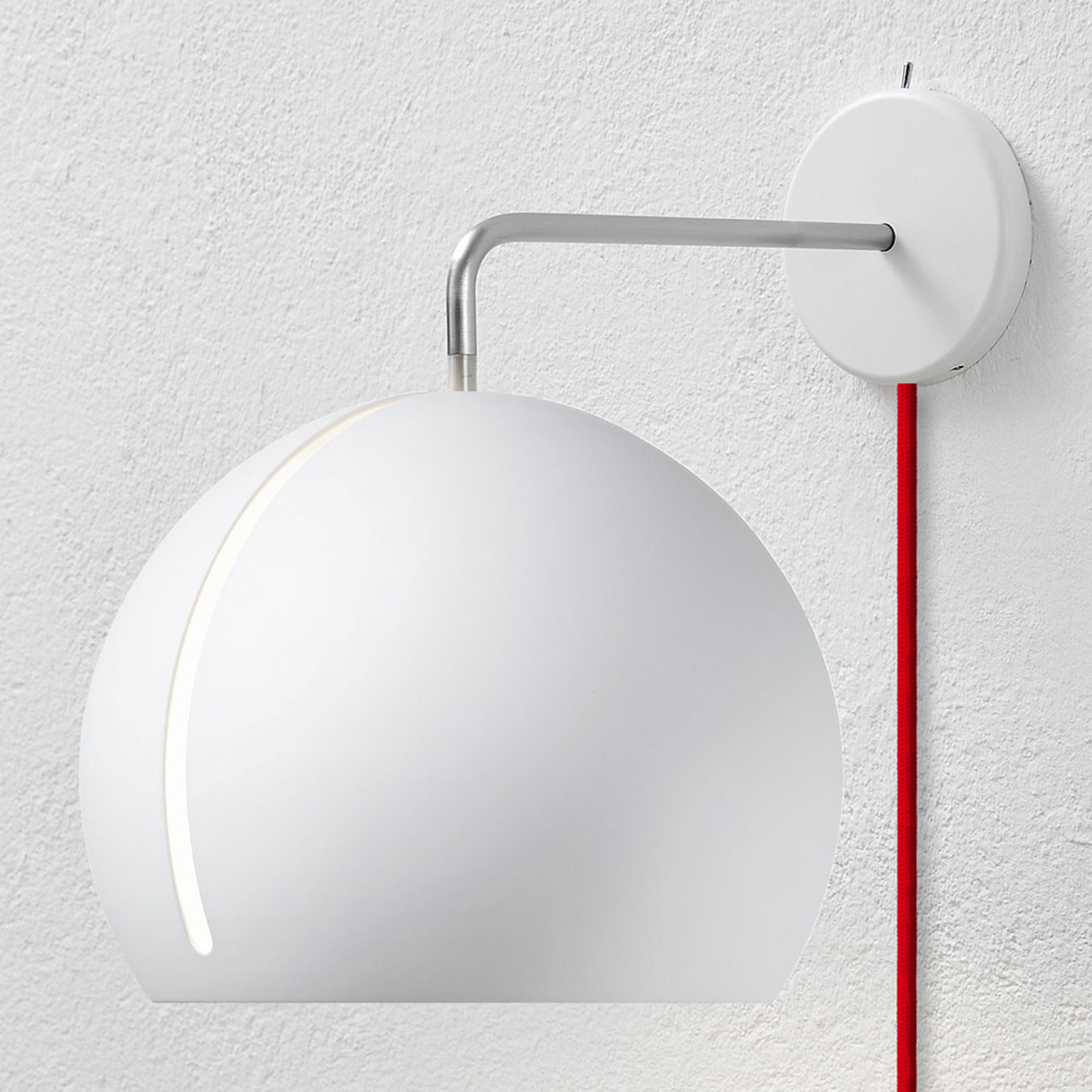 Nyta Tilt Globe Wall wandlamp kabel rood, wit