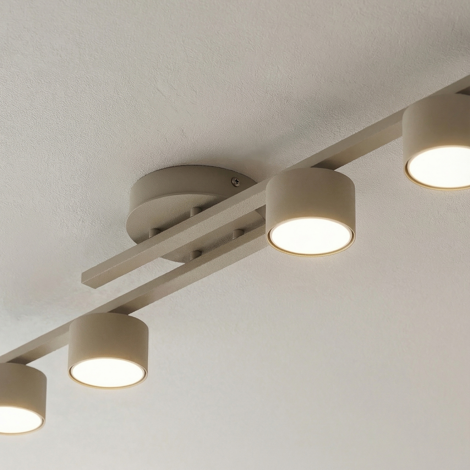 FRAGMENT ceiling light, beige, length 87 cm, 4-bulb, metal FRAGMENT ceiling light, beige, length 87 cm, 4-bulb, metal