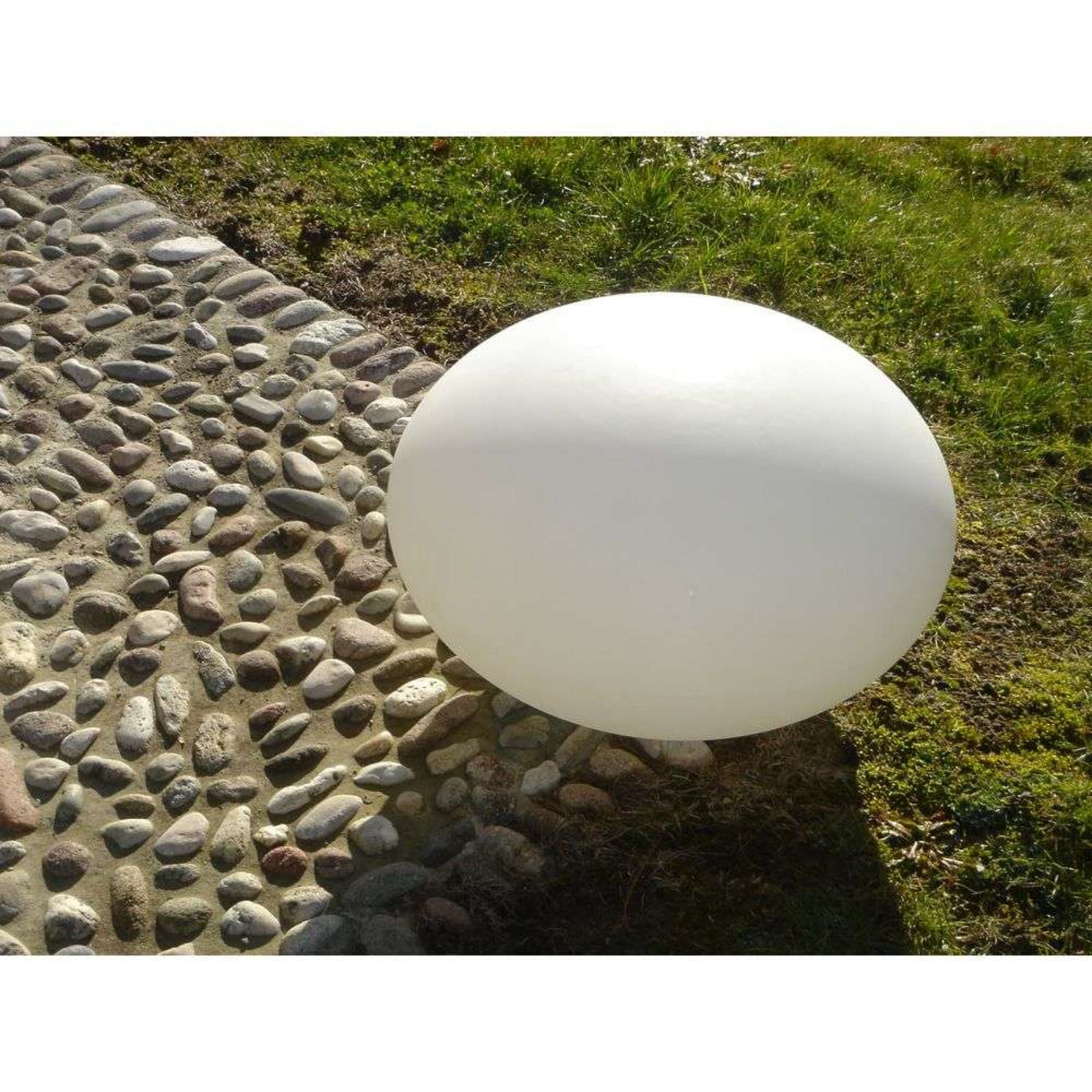 Eggy Pop Out Udendørslampe Ø55 (5m) Opal White CPH Lighting - Terrasse - Plastik billede