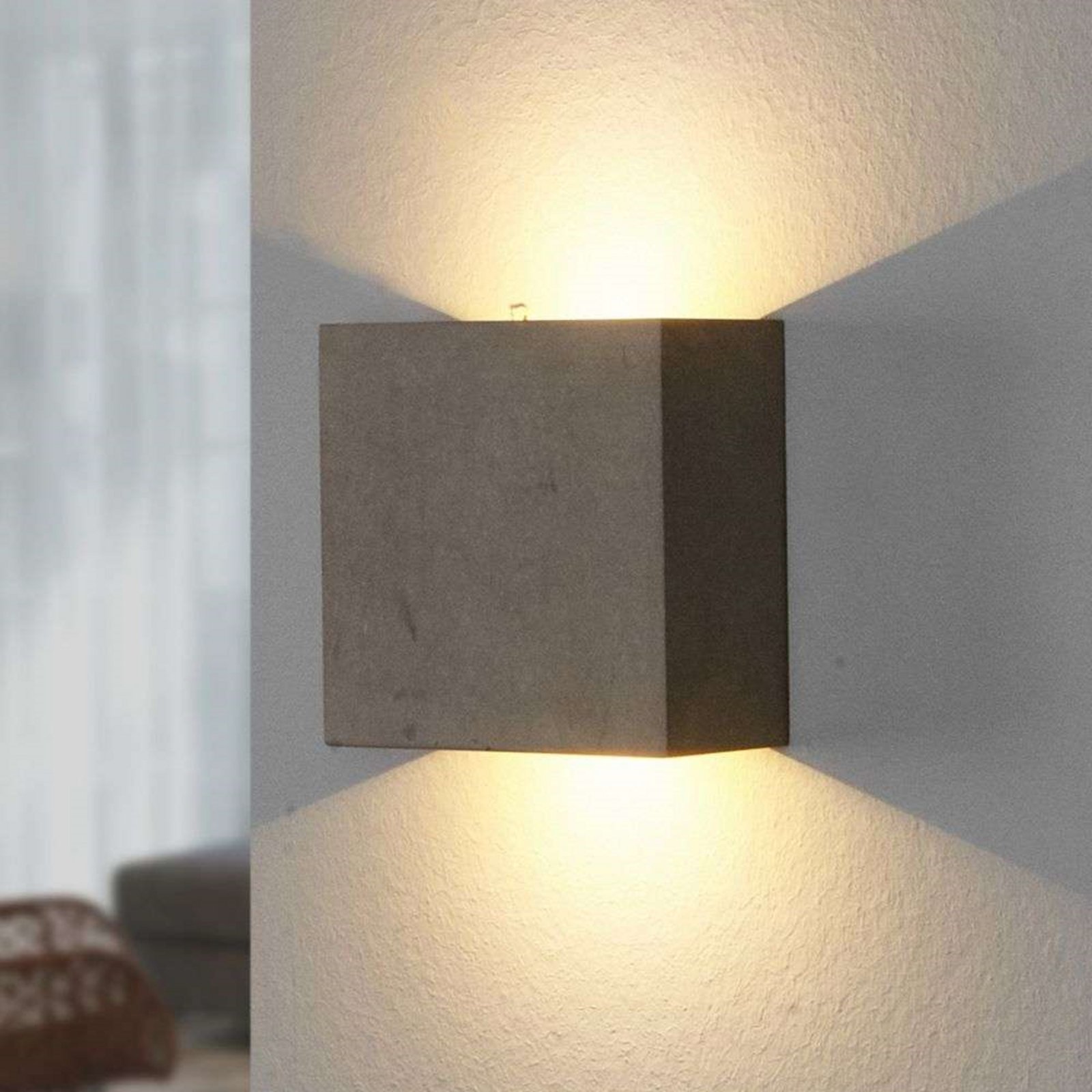 Yva LED Aplique de Pared Concrete - Lindby