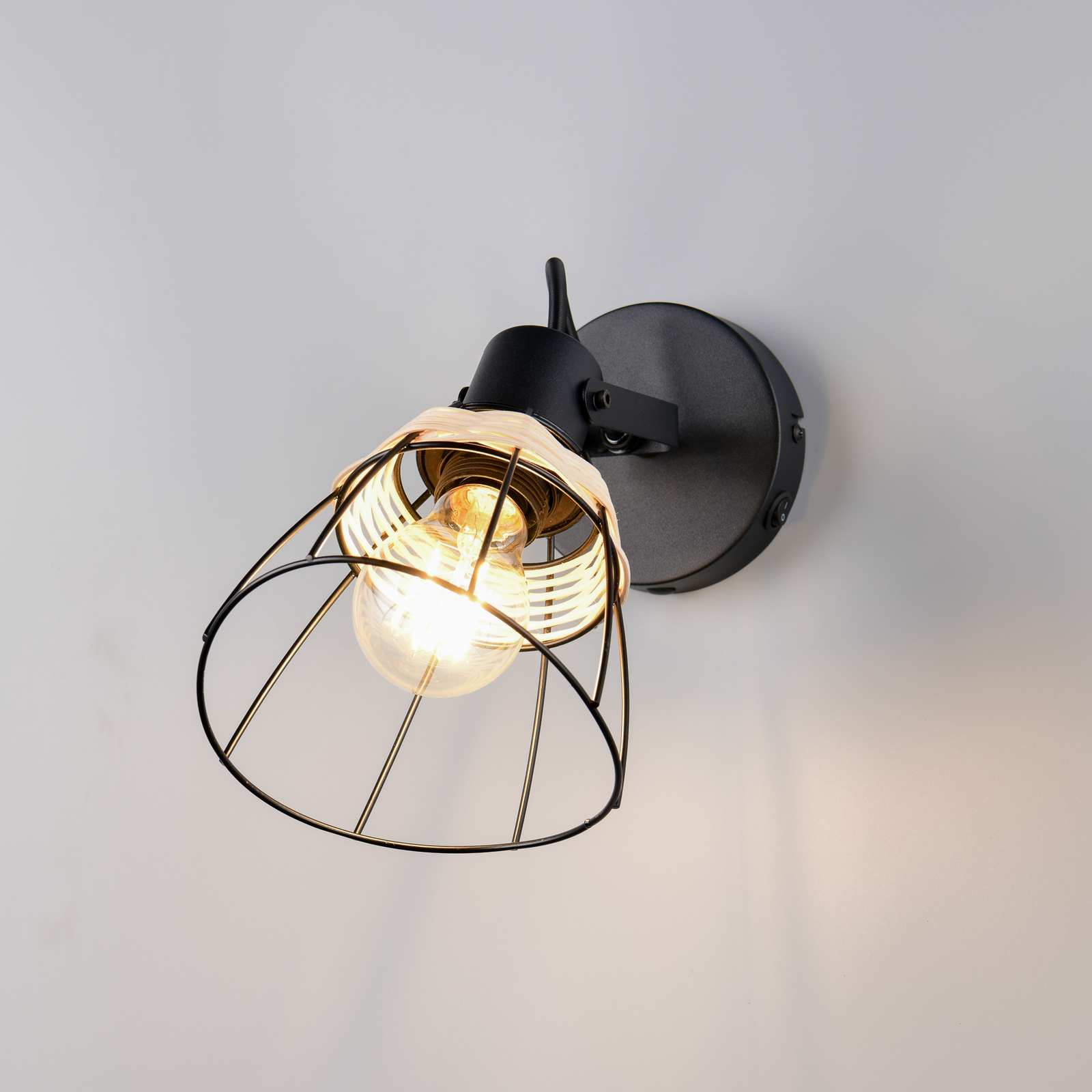 Стена лампа Jerome, Ø 14 cm, 1-пламъчна, черна матова, превключвател