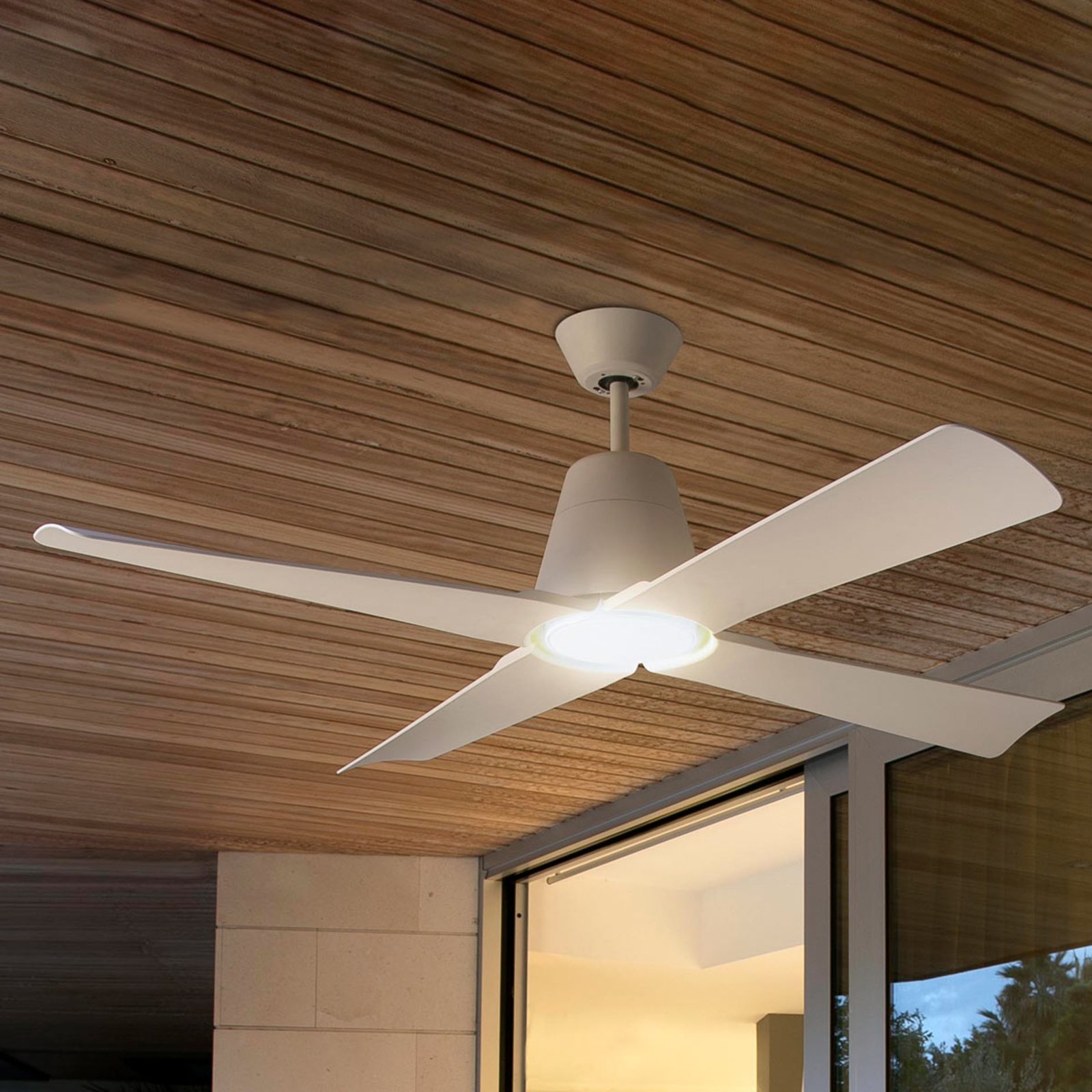 Typhoon ceiling fan, quiet, Ø 127 cm, seawater resistant