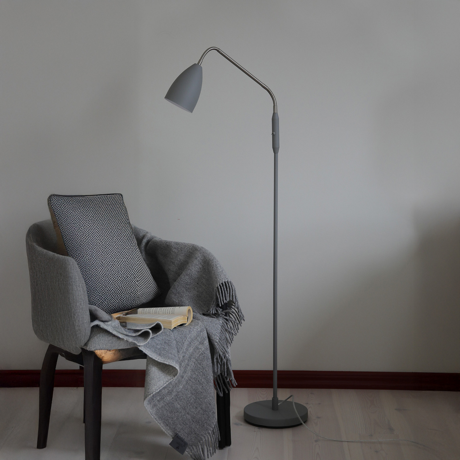 Markslöjd Lampadar LED Patro gri metal dimabil - Camera de zi / sufragerie - Modern