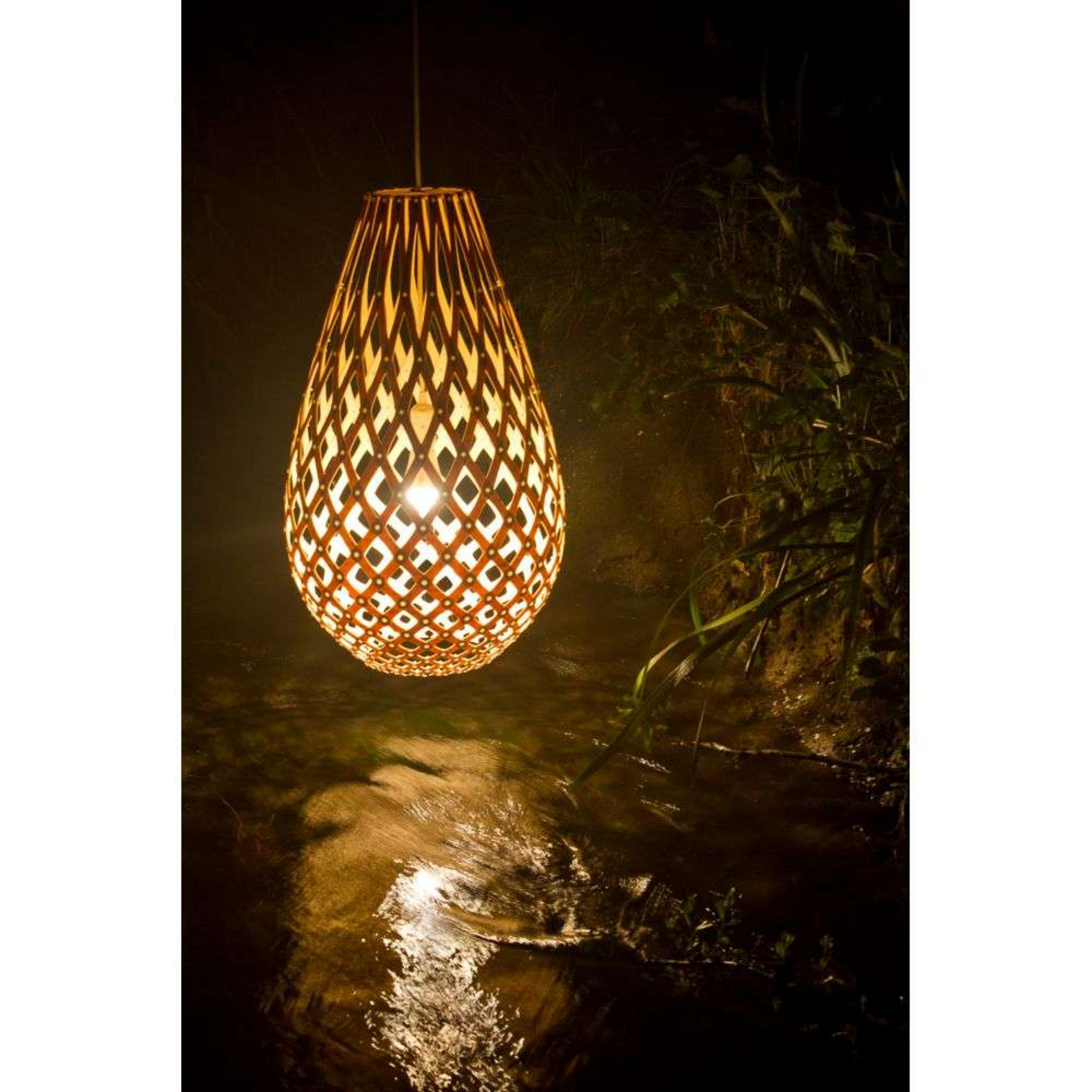 Koura Taklampa H120 1 Sida Svart - David Trubridge