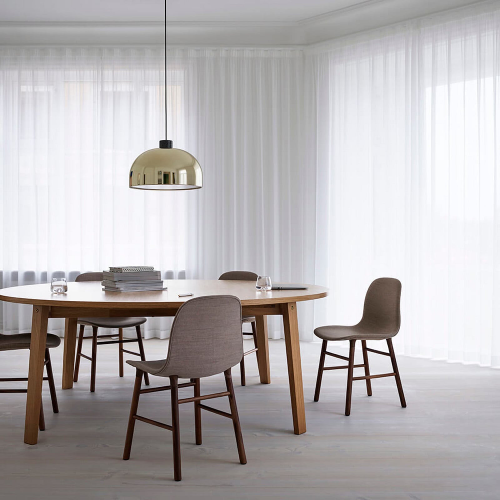 Normann Copenhagen Grant pendel black, stor-stål, granit