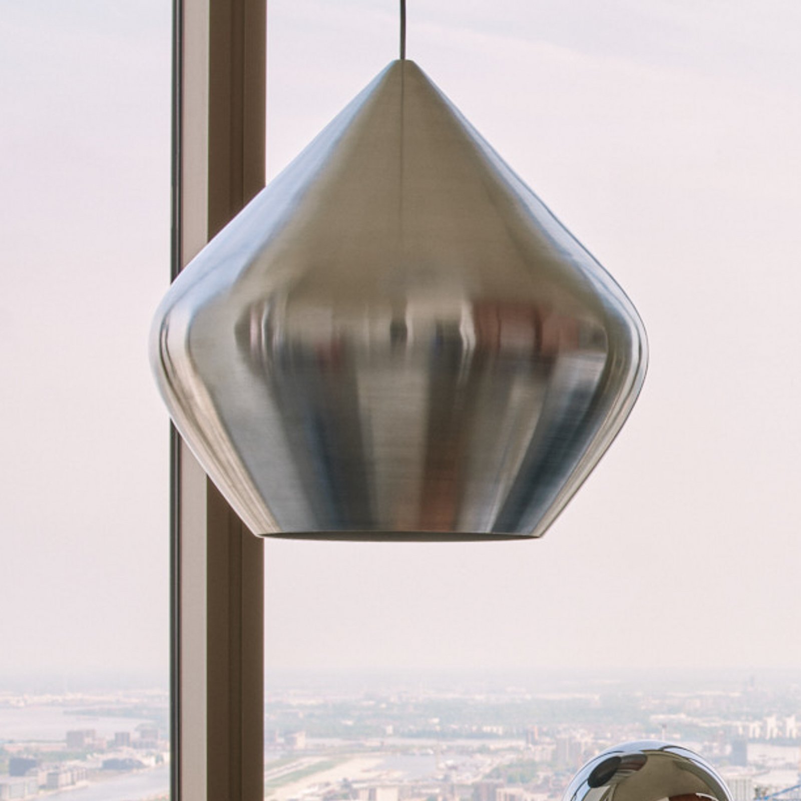 Tom Dixon LED hanging light Beat Stout Unbeaten aluminium-coloured