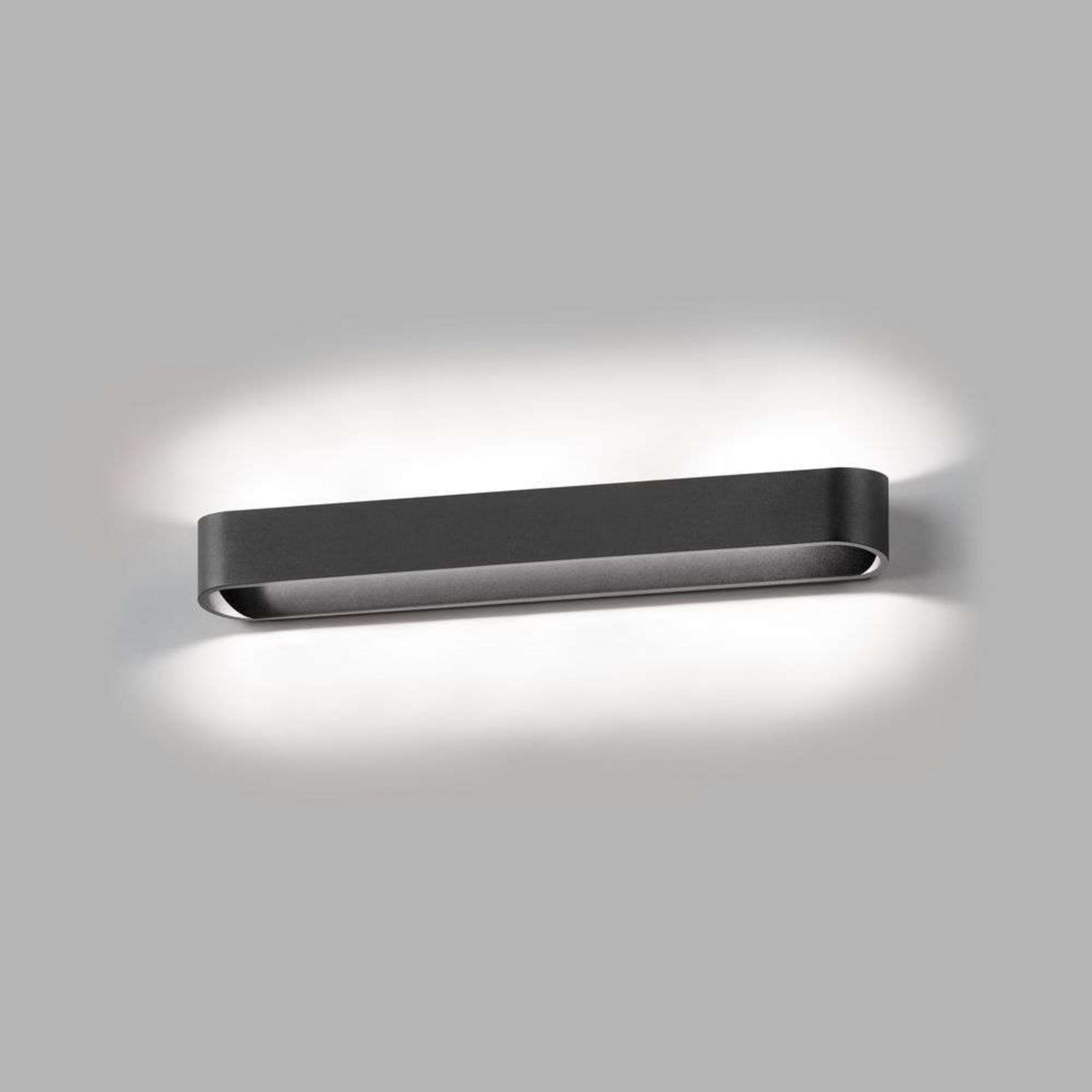 Aura W3 Væglampe 2700/3000K Black LIGHT-POINT - Stue - Aluminium