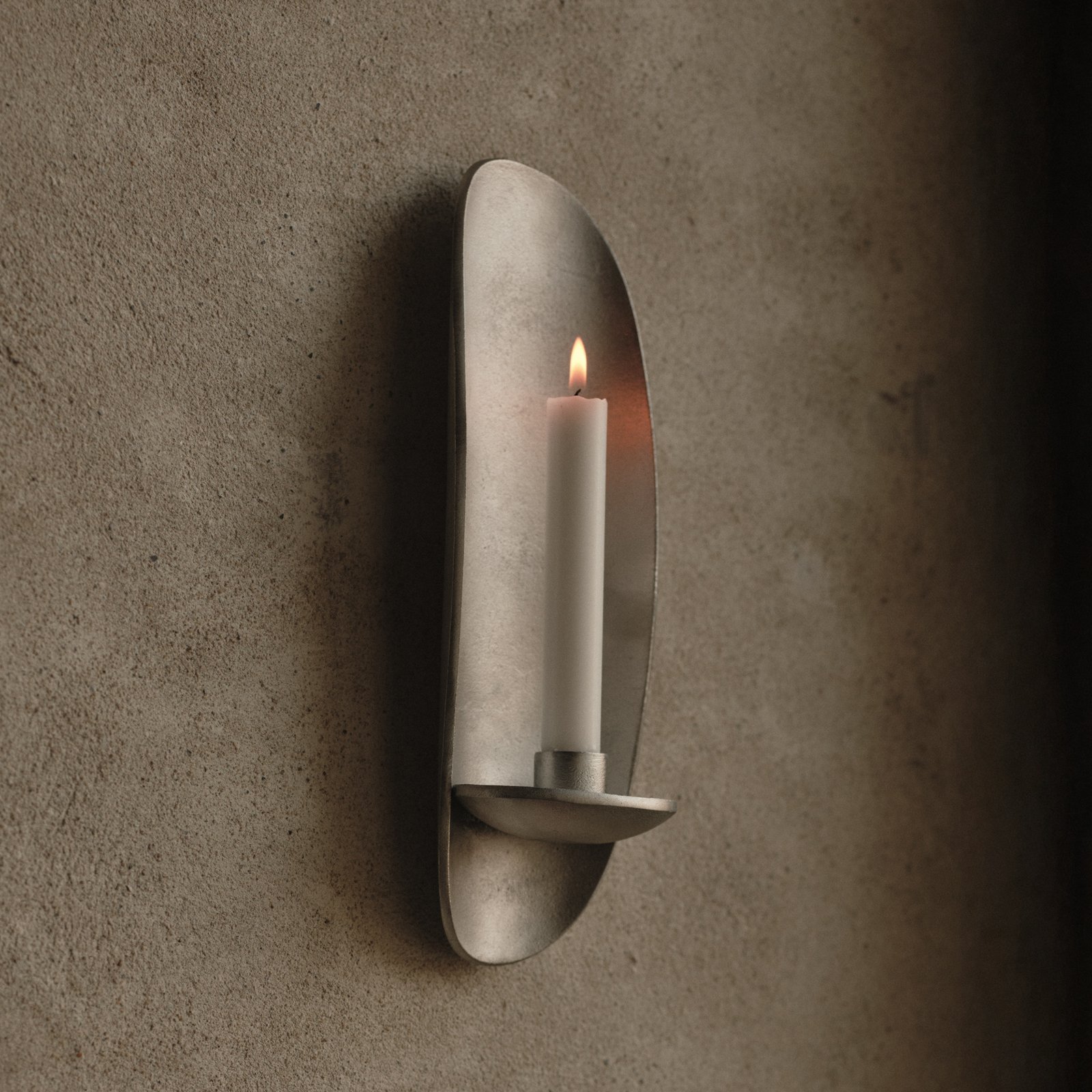 Agapé Wandkerzenhalter, Aluminium, Höhe 30,5 cm - ferm LIVING
