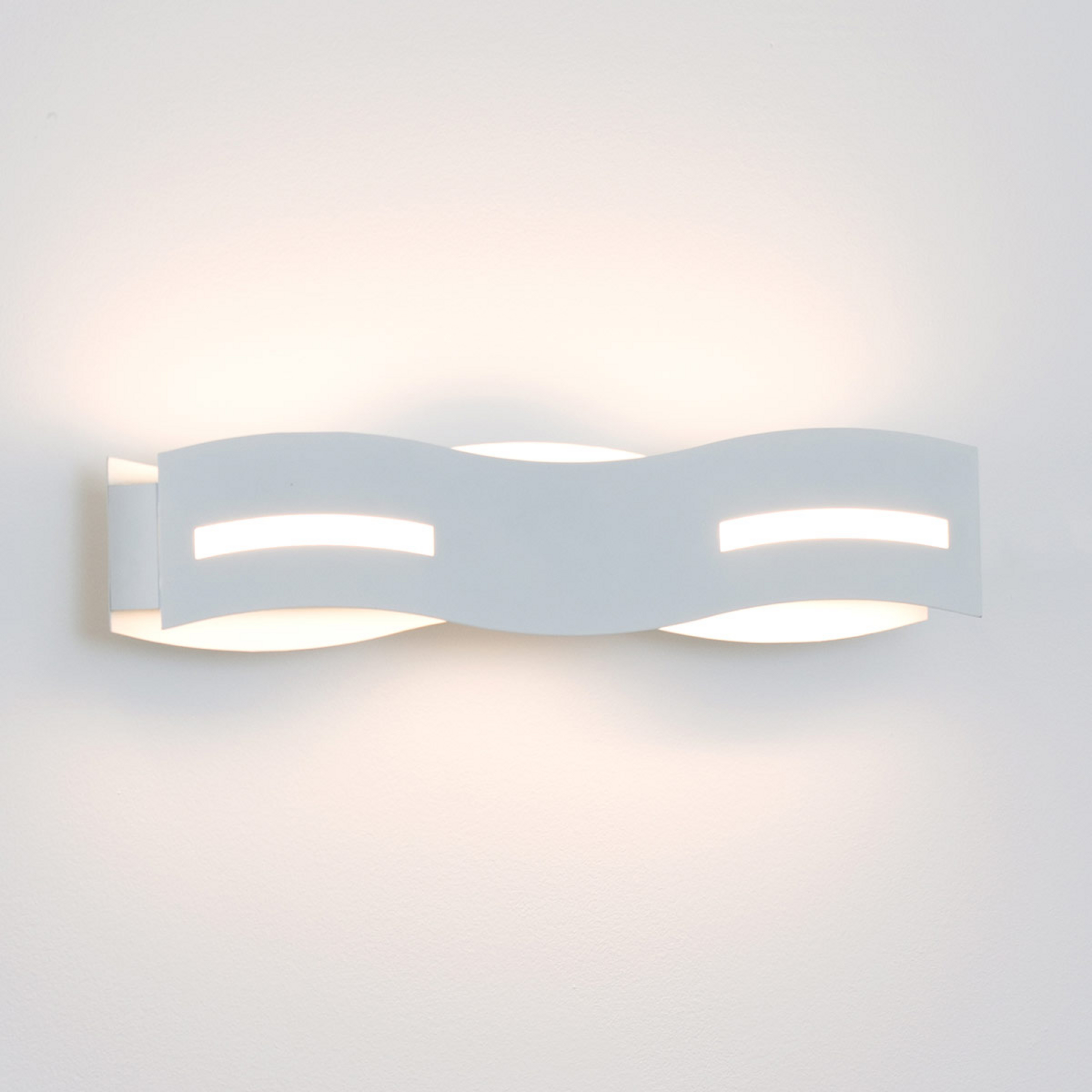 Applique murale LED Wave en forme de vague