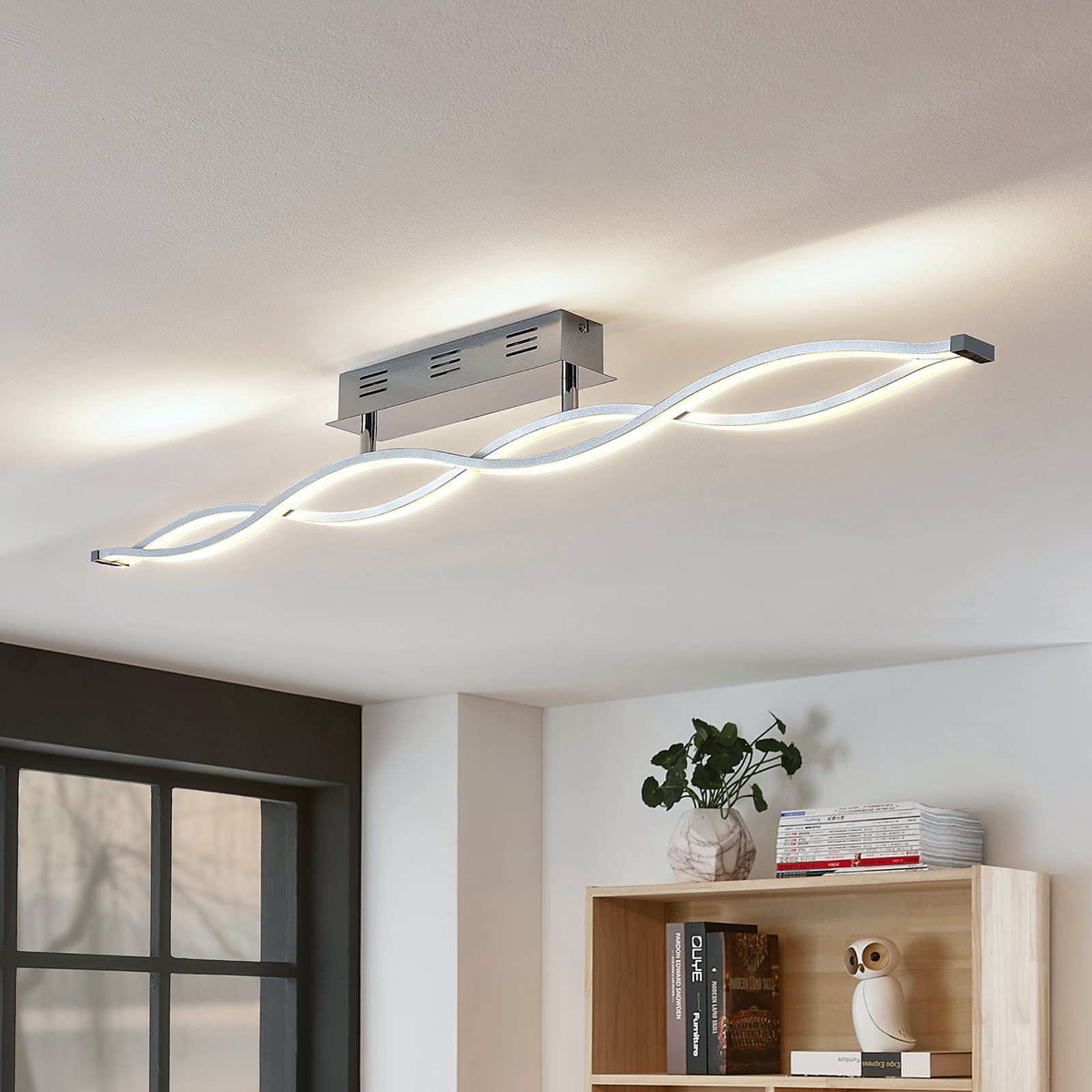 Roan LED ceiling lamp, wave-shaped