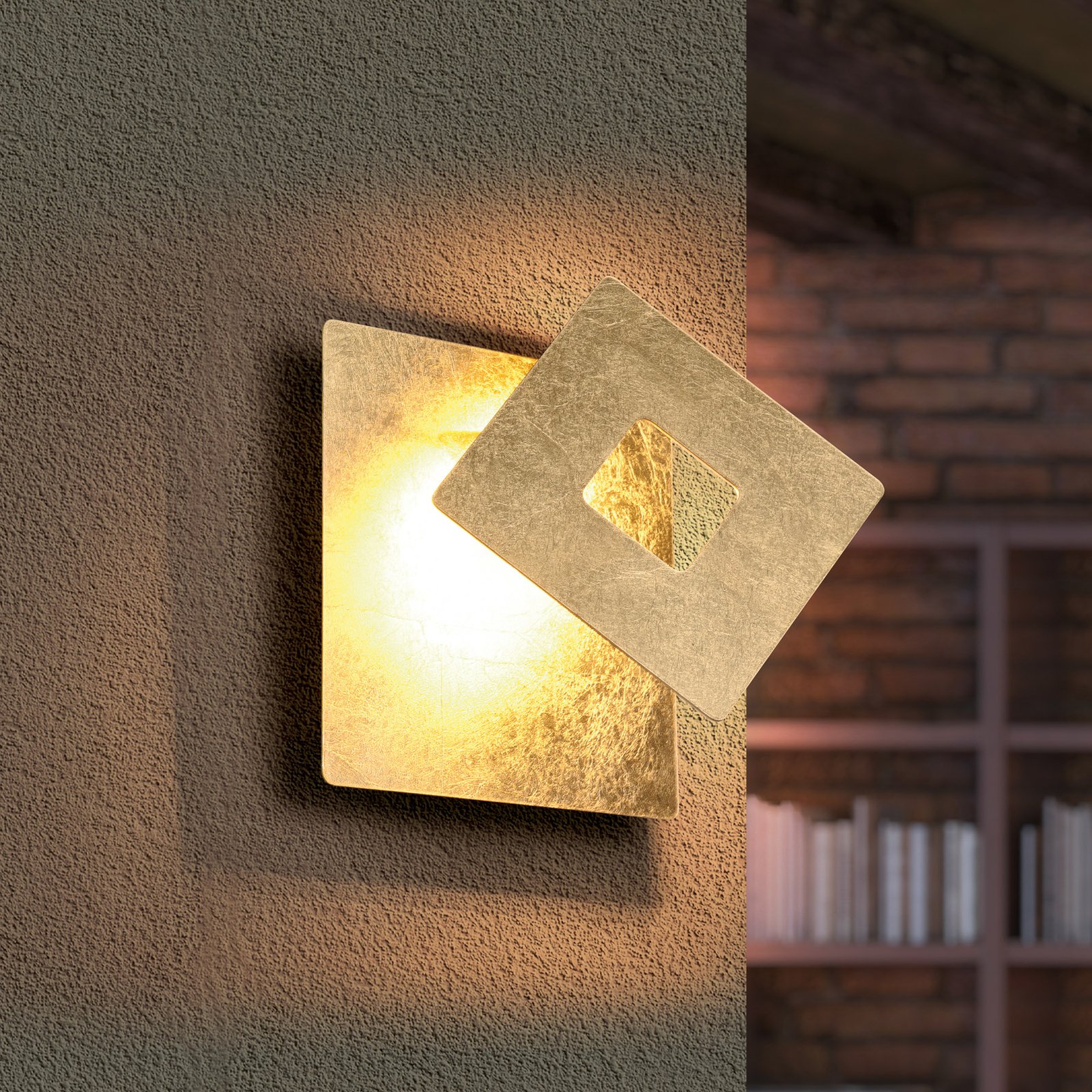 LED-væglampe Leano, firkantet linse, guld, indirekte
