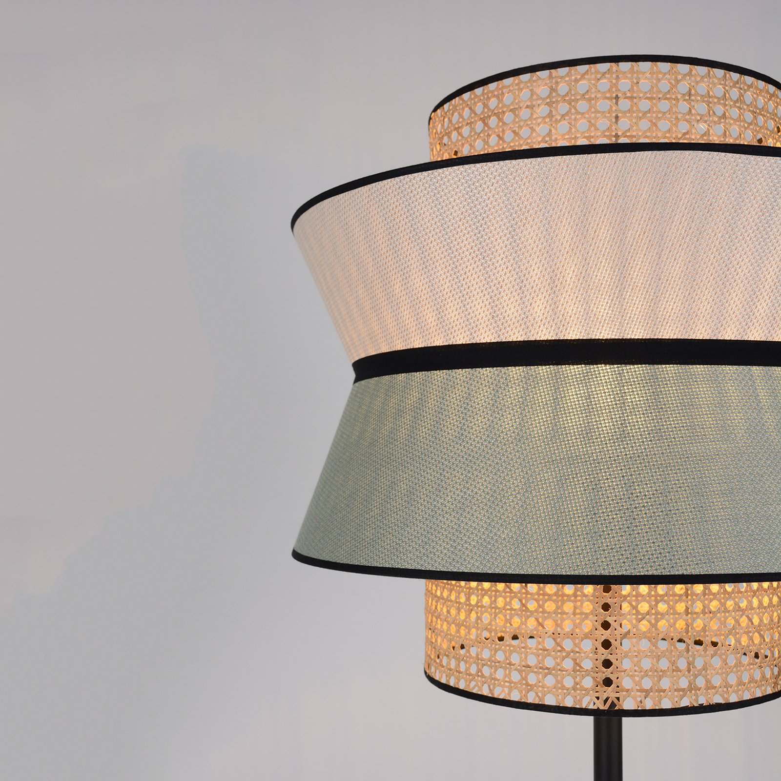 Singapour Außen-Stehleuchte, algae/sand - MARKET SET Singapour Außen-Stehleuchte, algae/sand - MARKET SET