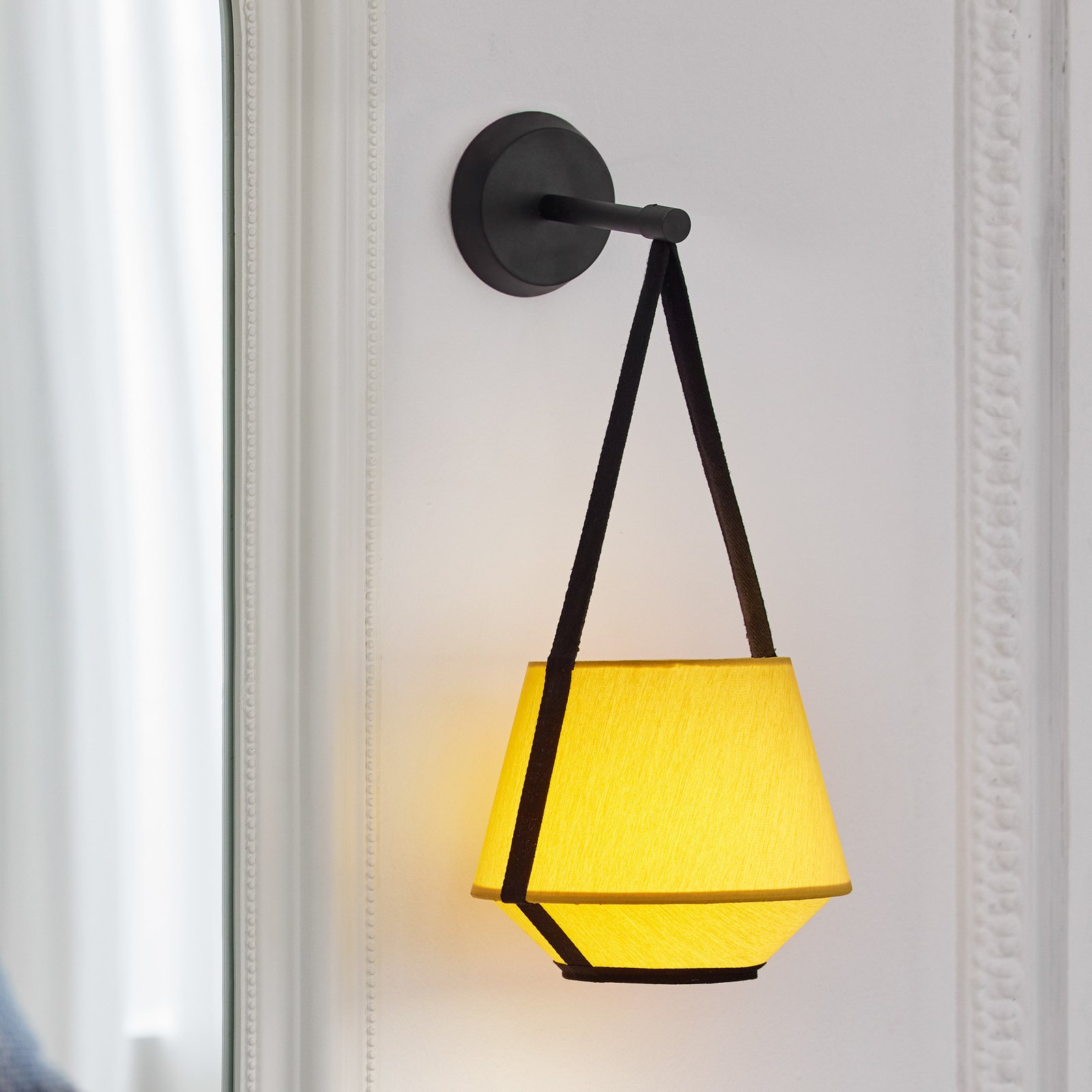 Carrie Aplique de Pared Curry - Forestier