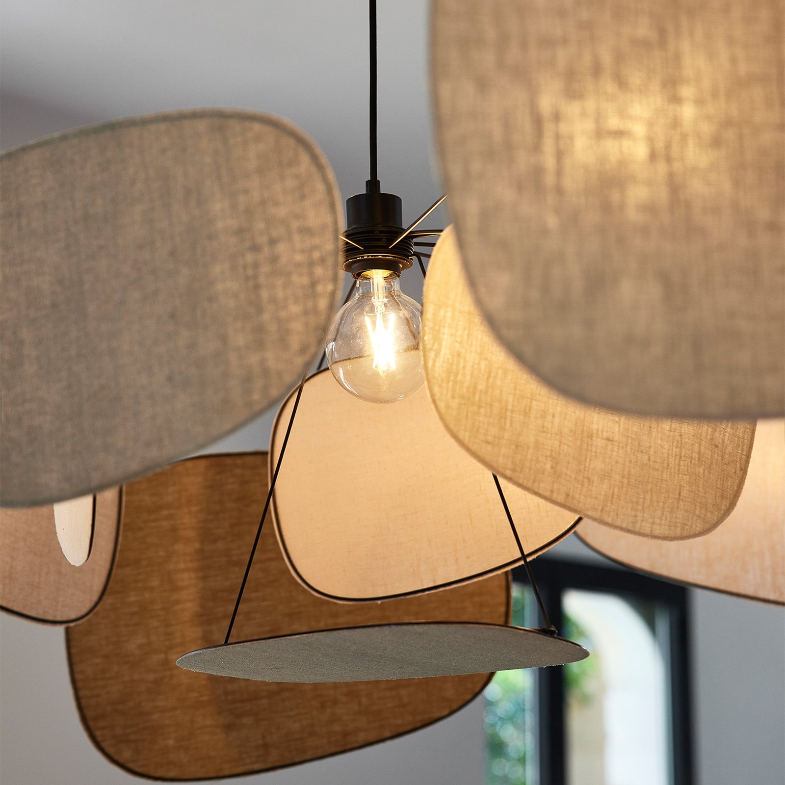 Hängelampe Screen 70's, Ø 150 cm, Leinen, bunt - MARKET SET Hängelampe Screen 70's, Ø 150 cm, Leinen, bunt - MARKET SET