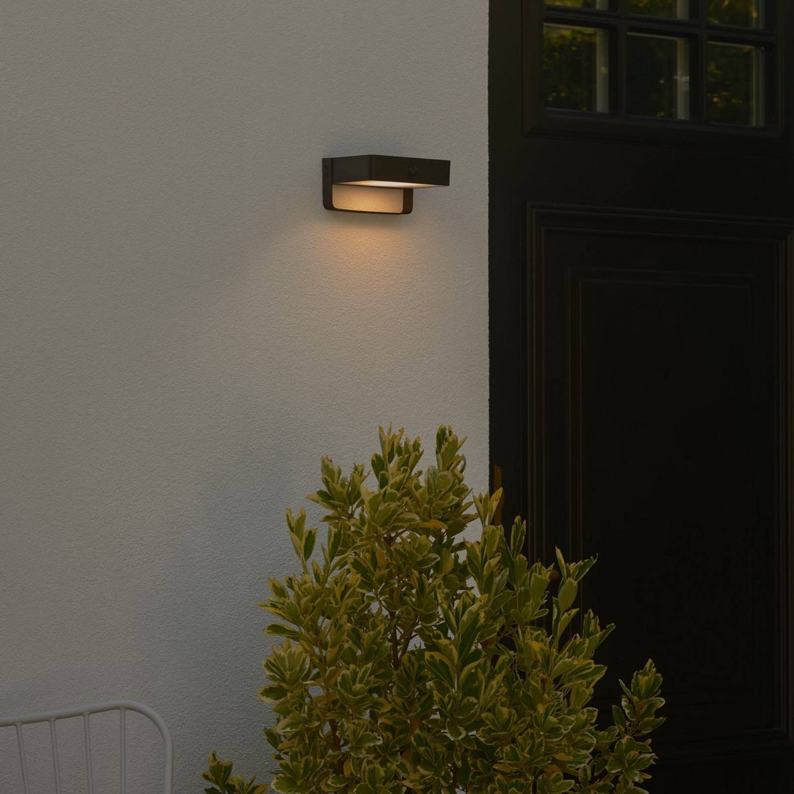 Kinkiet zewnętrzny LED Saulio, czarny, aluminium, IP44
